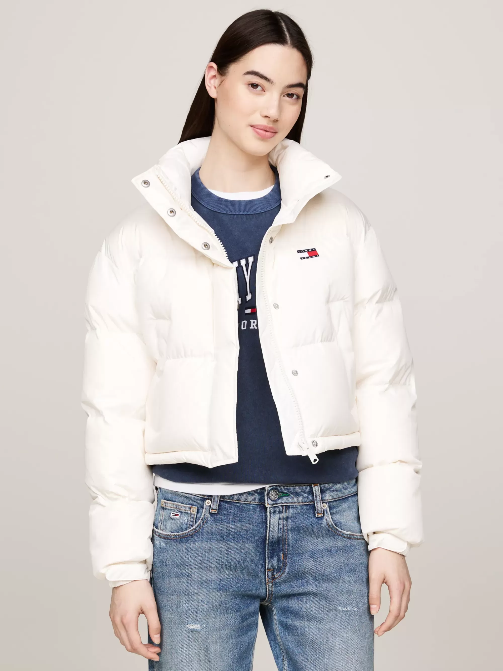 Jassen & Jacks*Tommy Hilfiger Alaska Pufferjack Met Logo Op De Achterkant ANCIENT WHITE