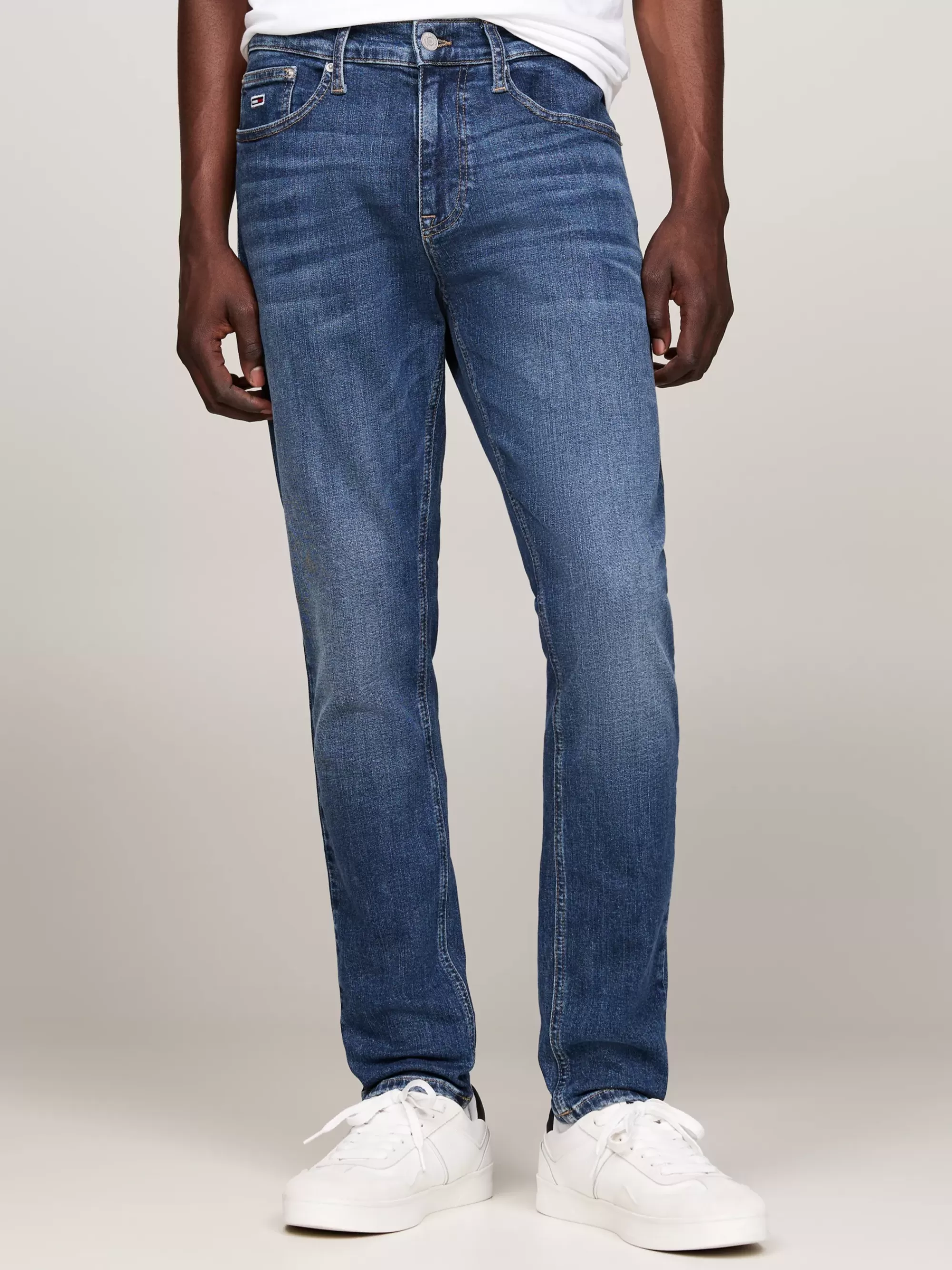 Jeans*Tommy Hilfiger Austin Slim Tapered Jeans Met Whiskers DENIM DARK