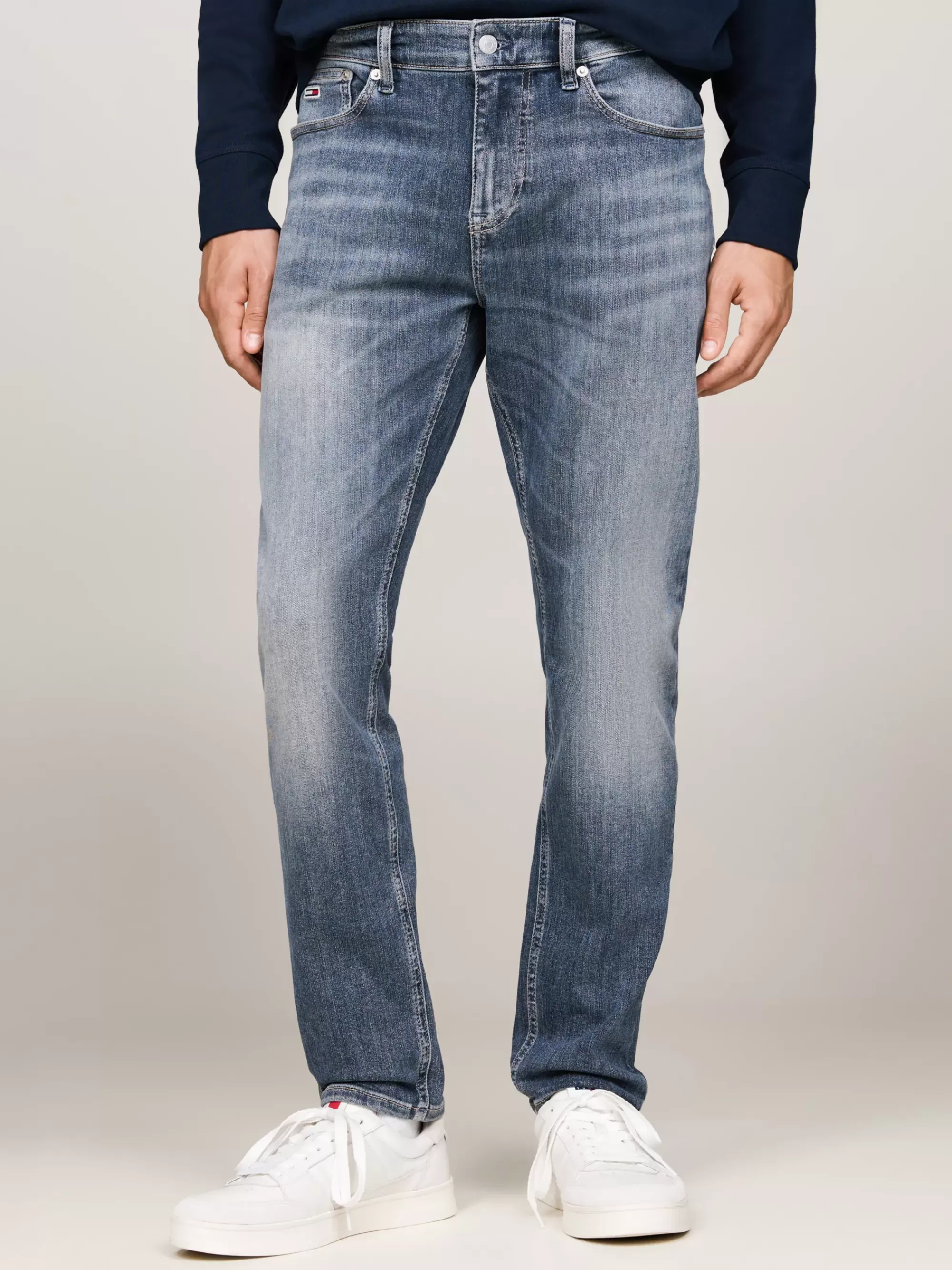 Jeans*Tommy Hilfiger Austin Slim Tapered Jeans Met Whiskers DENIM DARK
