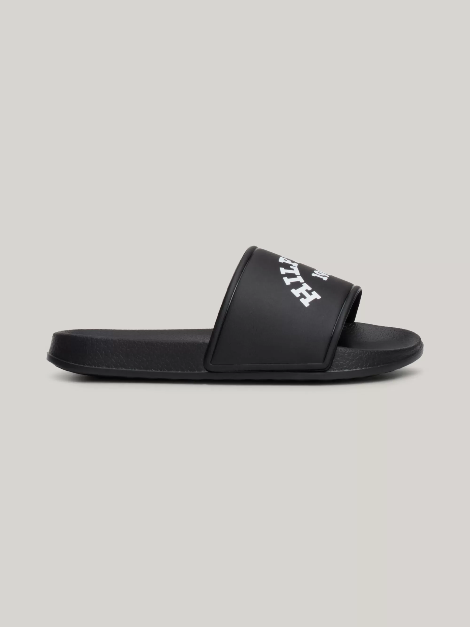 Schoenen & Accessoires*Tommy Hilfiger Badslipper Met Gebogen Logo BLACK