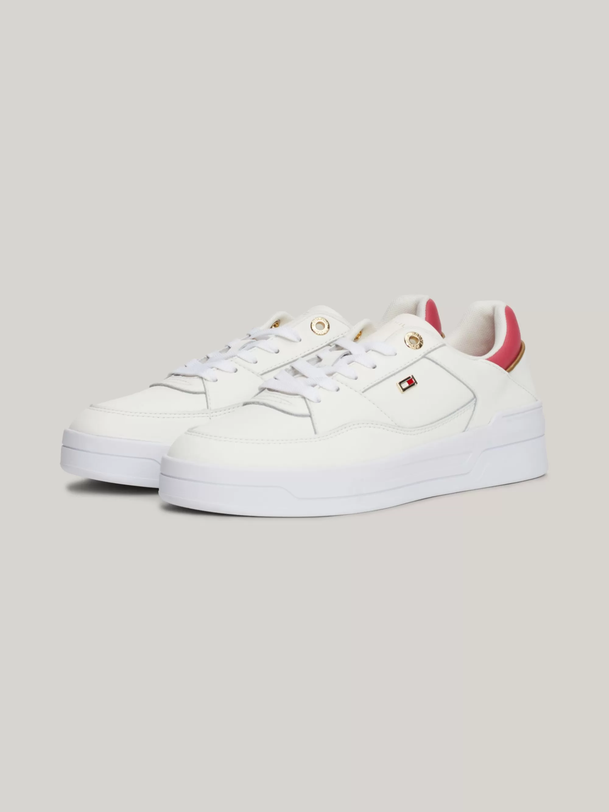 Sneakers*Tommy Hilfiger Basketbalsneaker Met Geëmailleerde Vlag ANCIENT WHITE/HERITAGE PINK
