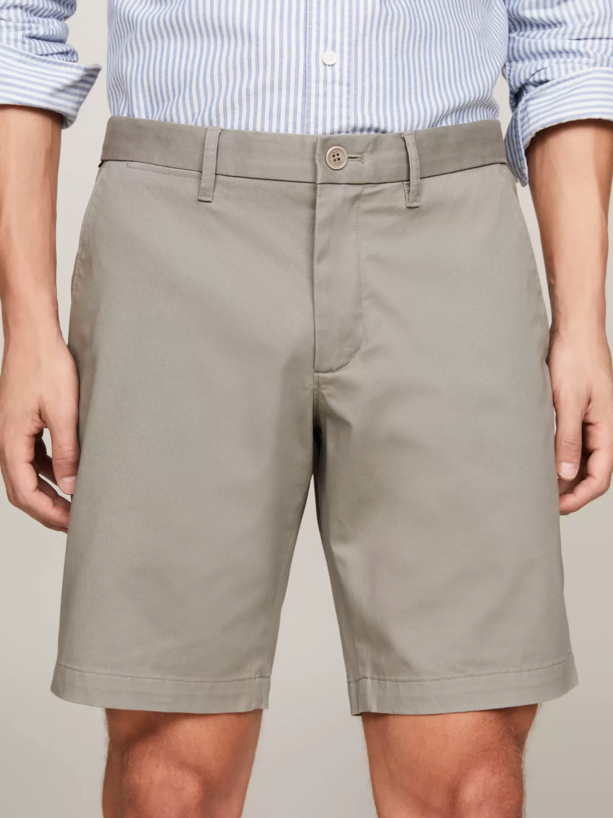 Korte Broeken*Tommy Hilfiger Brooklyn 1985 Chinoshort HYDROGEN GREY