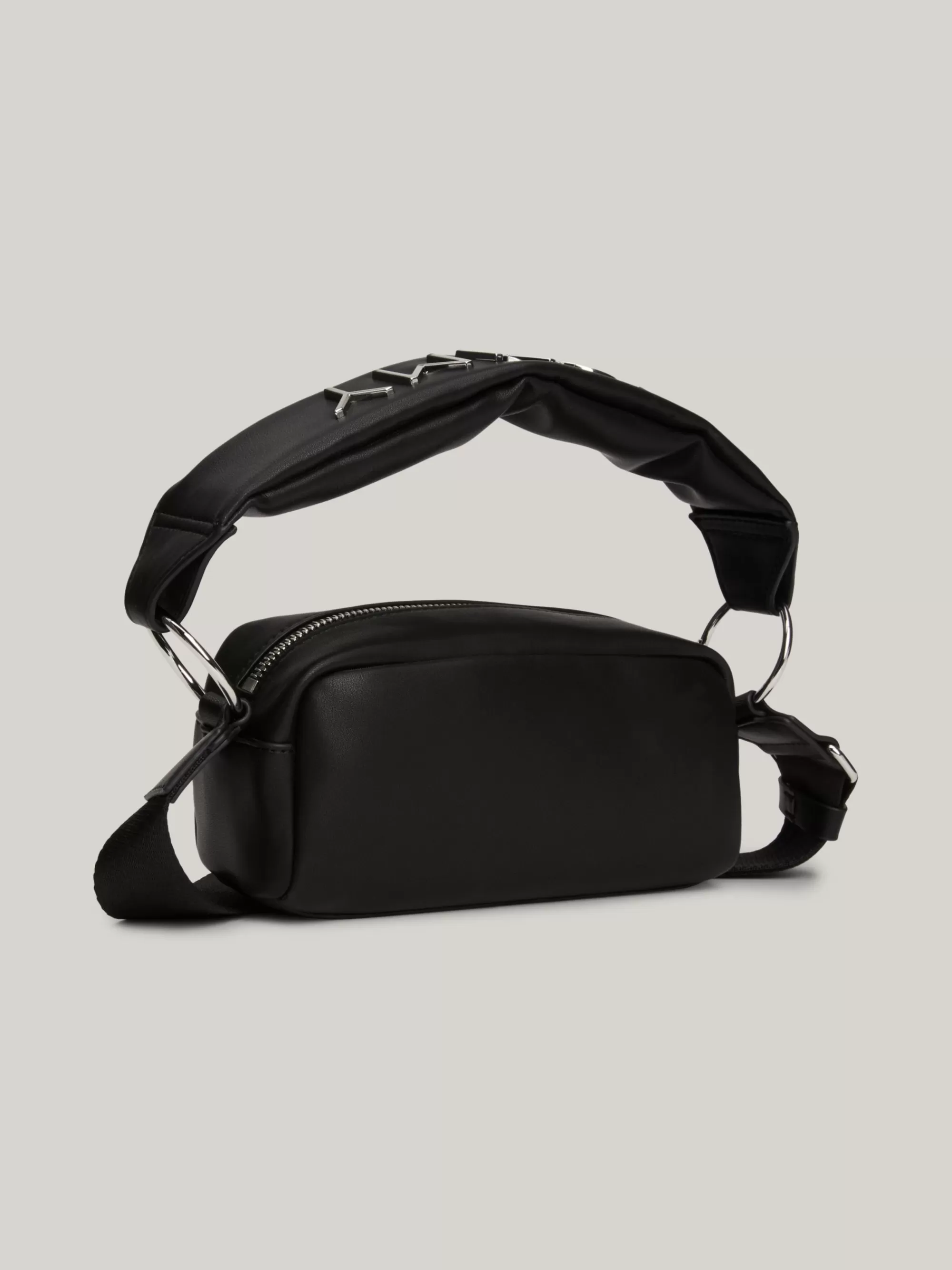 Schoudertassen*Tommy Hilfiger Cameratas Met Metalen Logo Op De Band BLACK