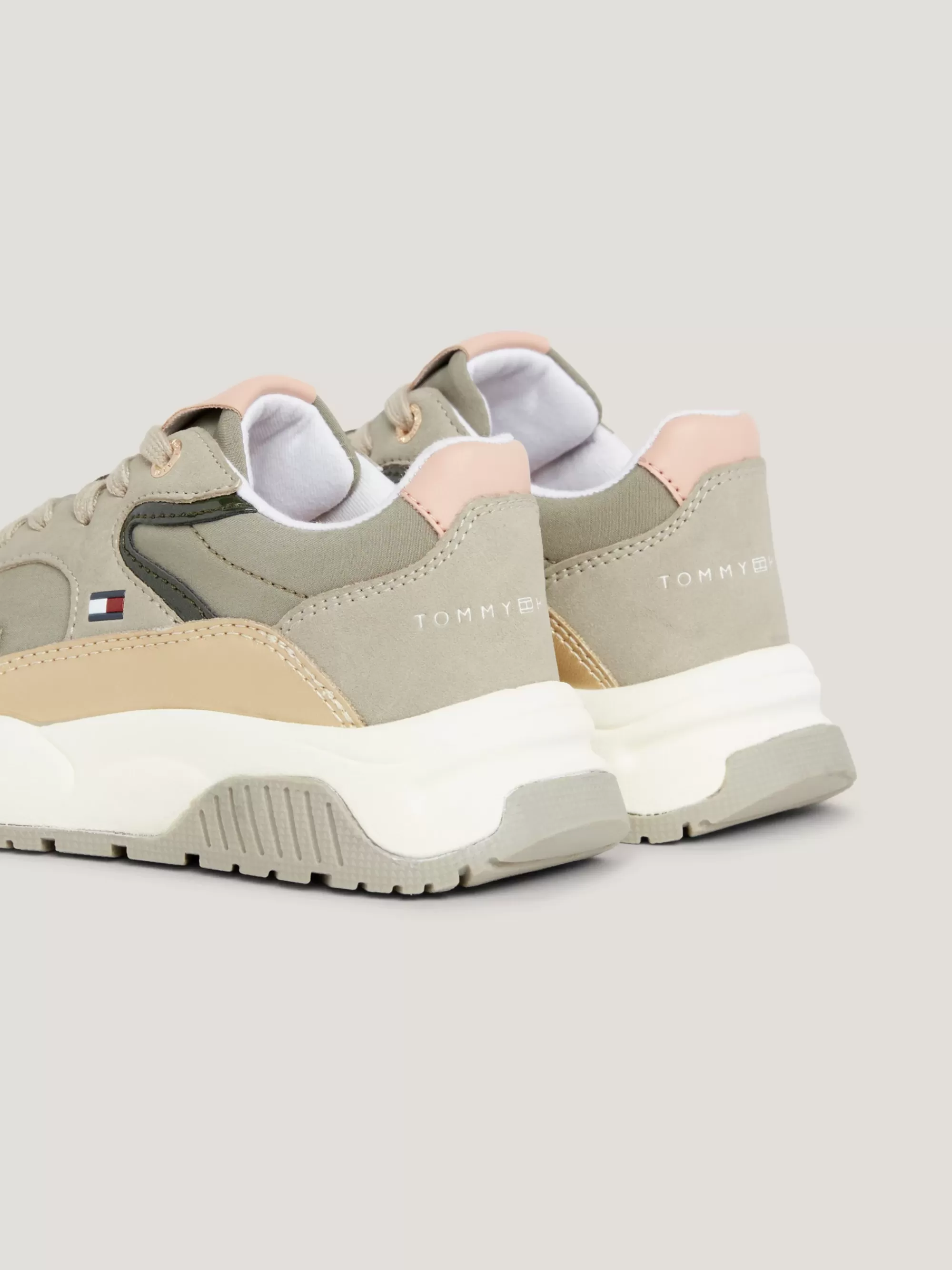 Schoenen & Accessoires*Tommy Hilfiger Chunky Sneaker Met Vlag En Profiel GREY/MILITARY GREEN