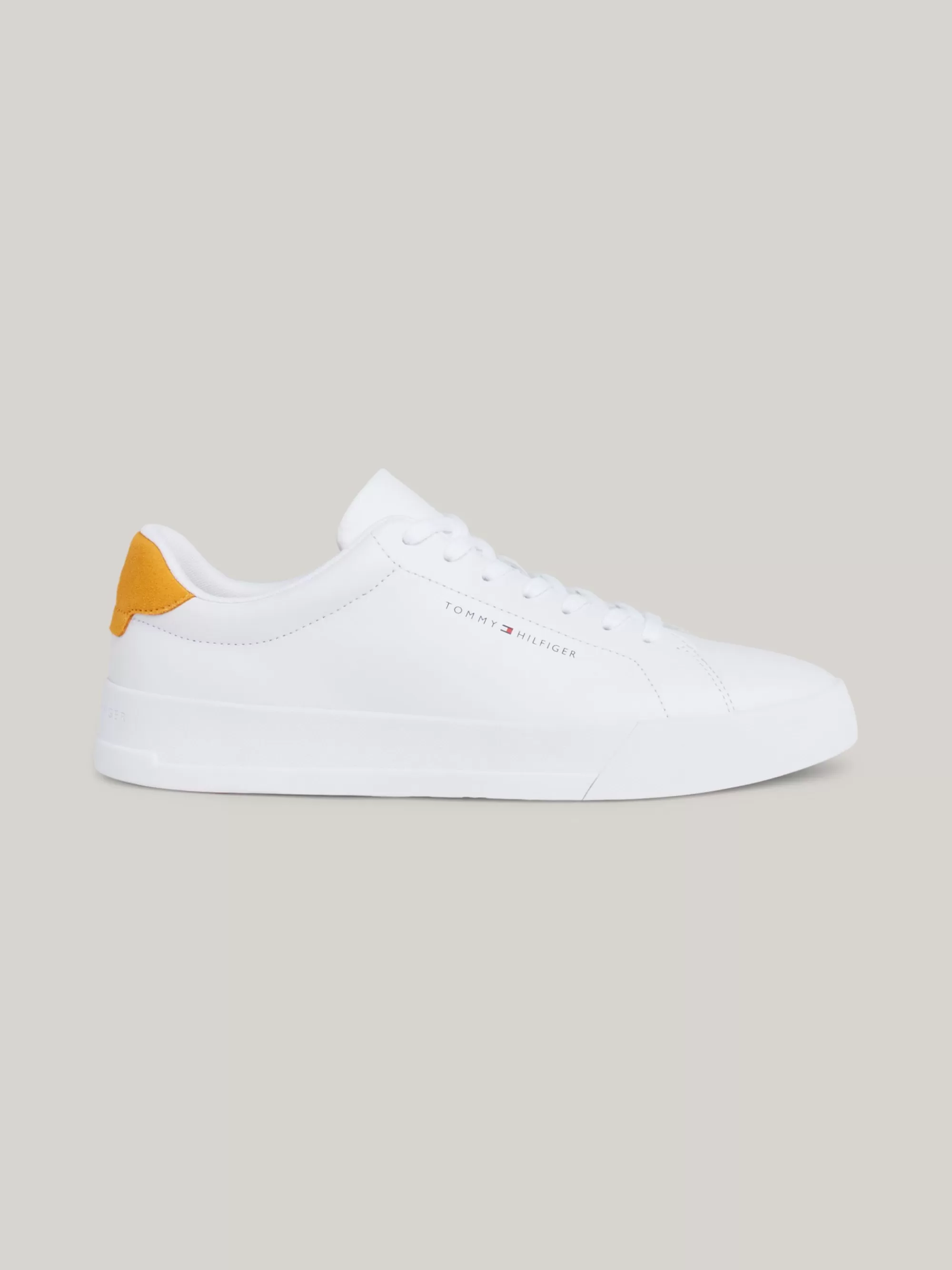 White Trainers | Sneakers*Tommy Hilfiger Chunky Sneaker Van Leer WHITE/RICH OCHRE