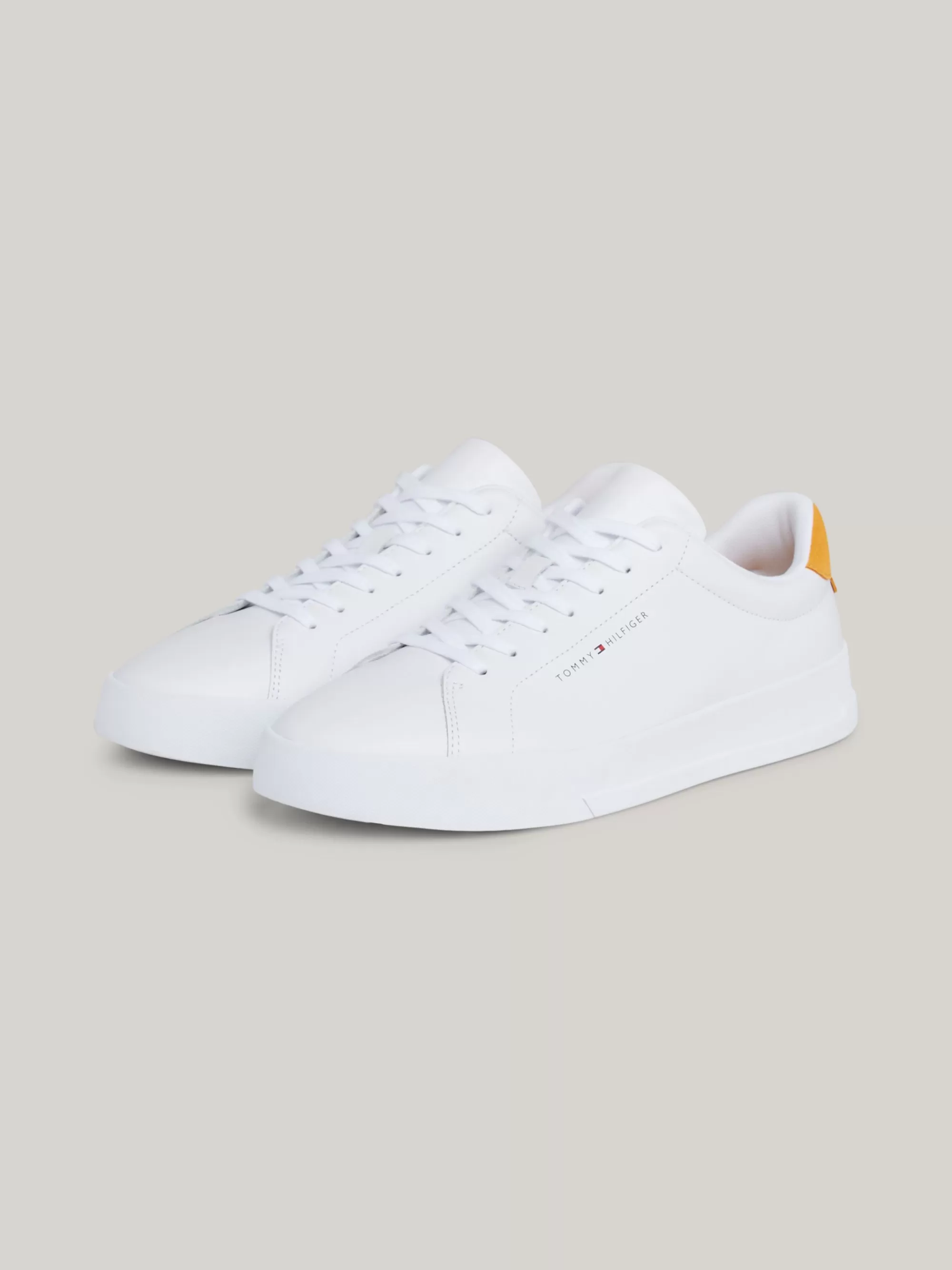 White Trainers | Sneakers*Tommy Hilfiger Chunky Sneaker Van Leer WHITE/RICH OCHRE