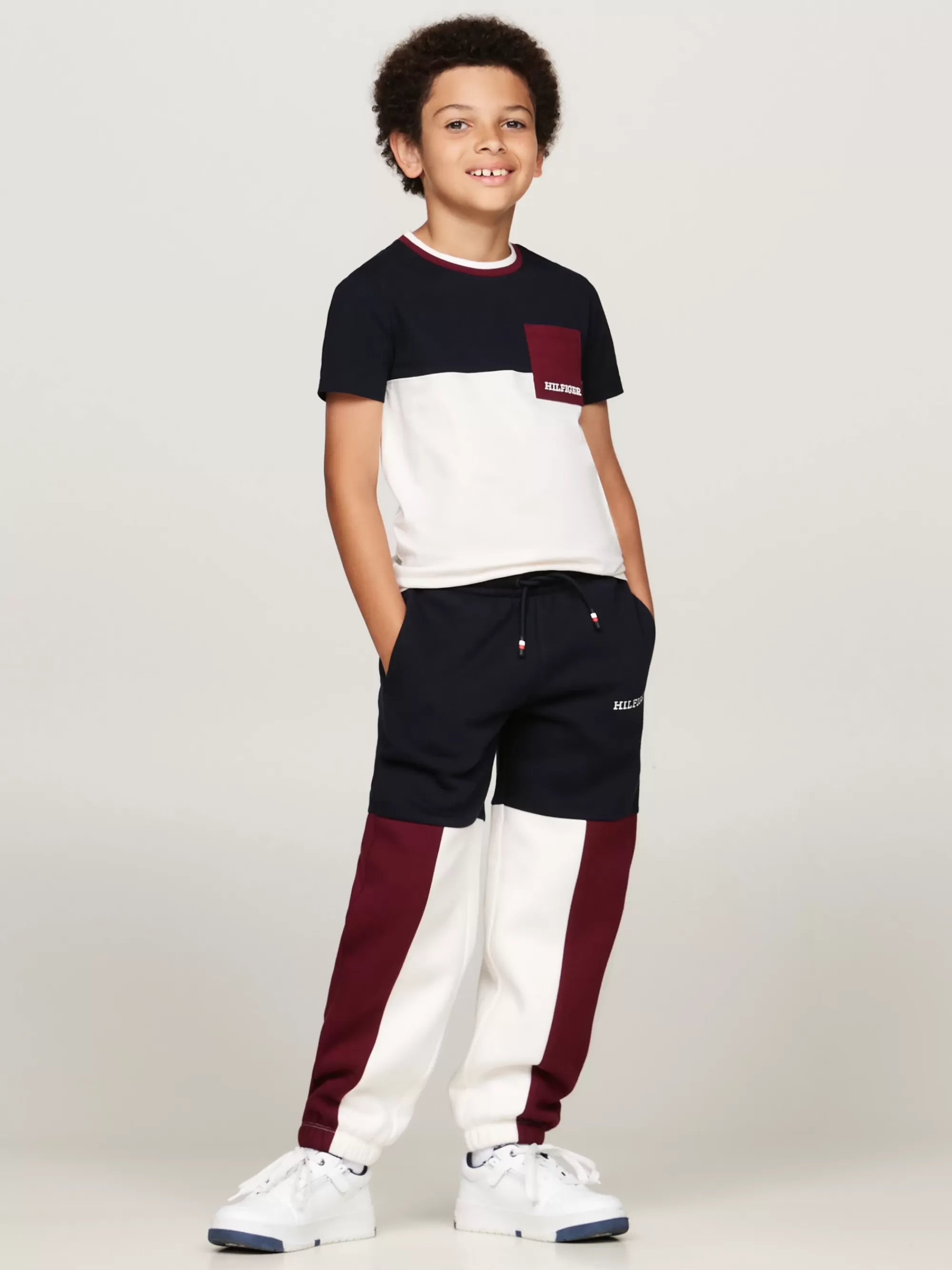 T-Shirts & Polo's*Tommy Hilfiger Colour-blocked T-shirt Met Logo-borstzakje ANCIENT WHITE