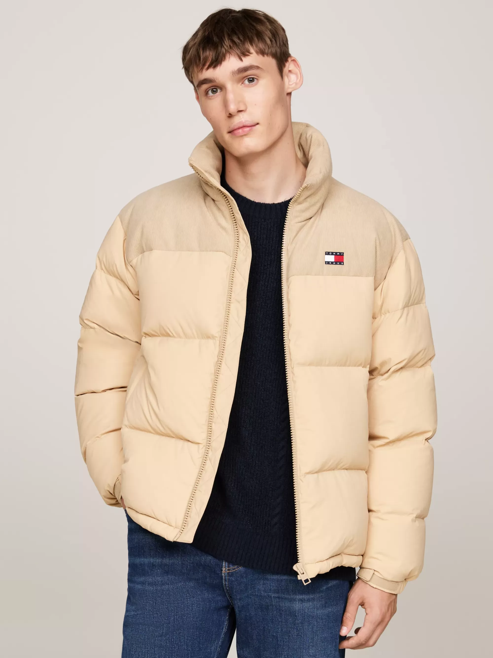Jassen & Jacks*Tommy Hilfiger Corduroy Alaska Pufferjack GENTLE GOLD