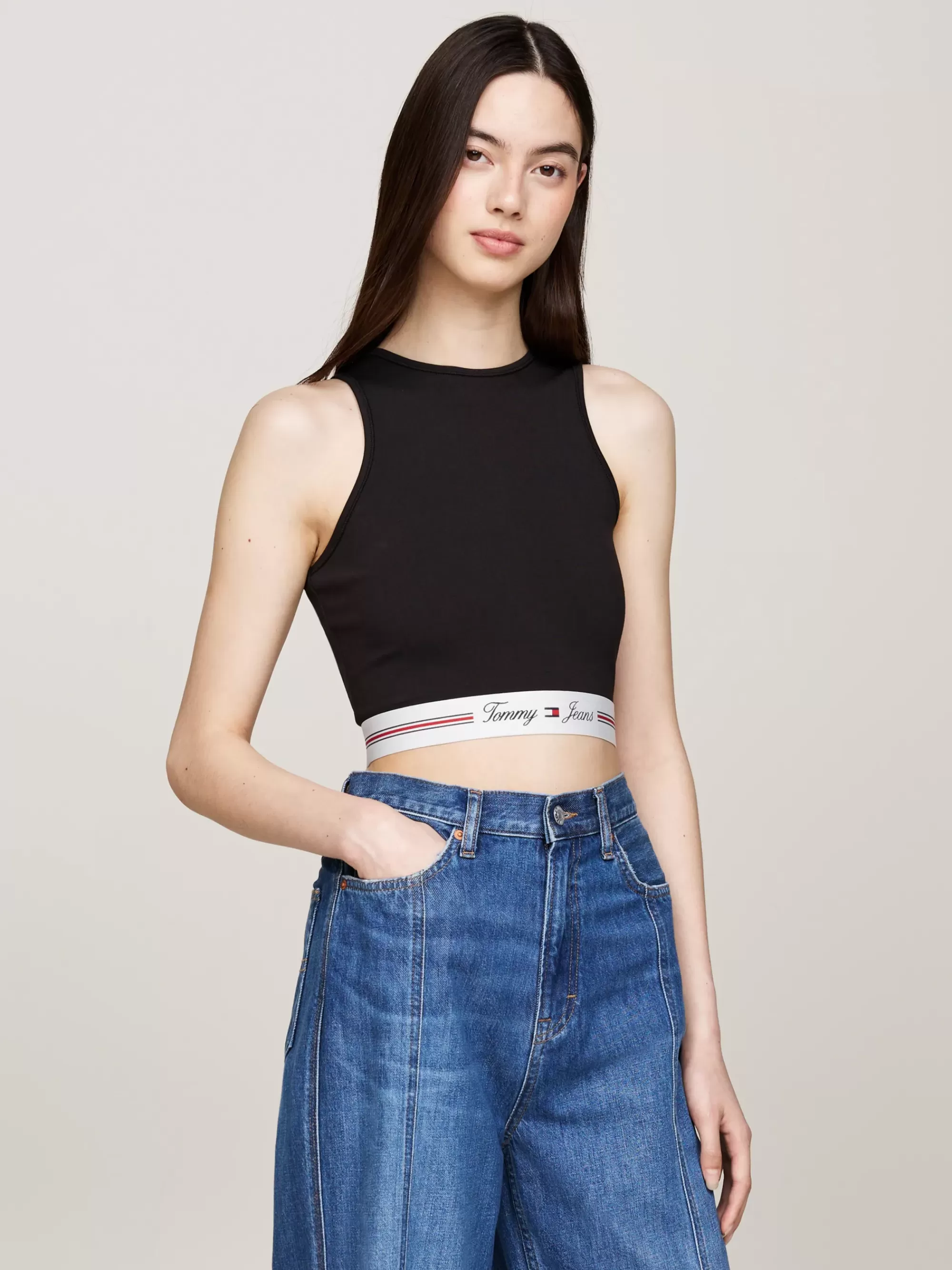 T-Shirts*Tommy Hilfiger Crop Top Met Cut-out Aan De Achterkant BLACK