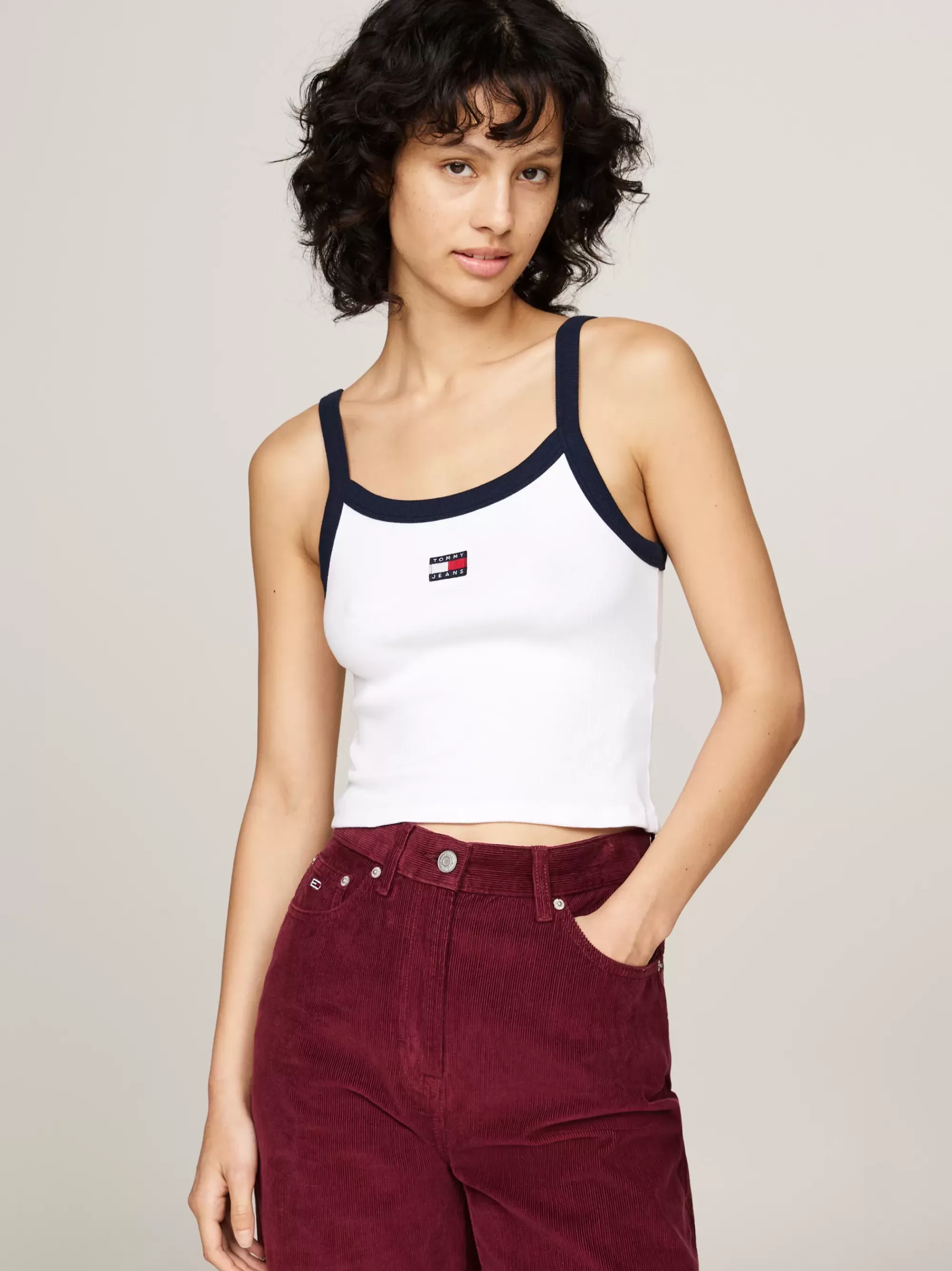 T-Shirts*Tommy Hilfiger Cropped Tanktop Met Tommy-badge WHITE