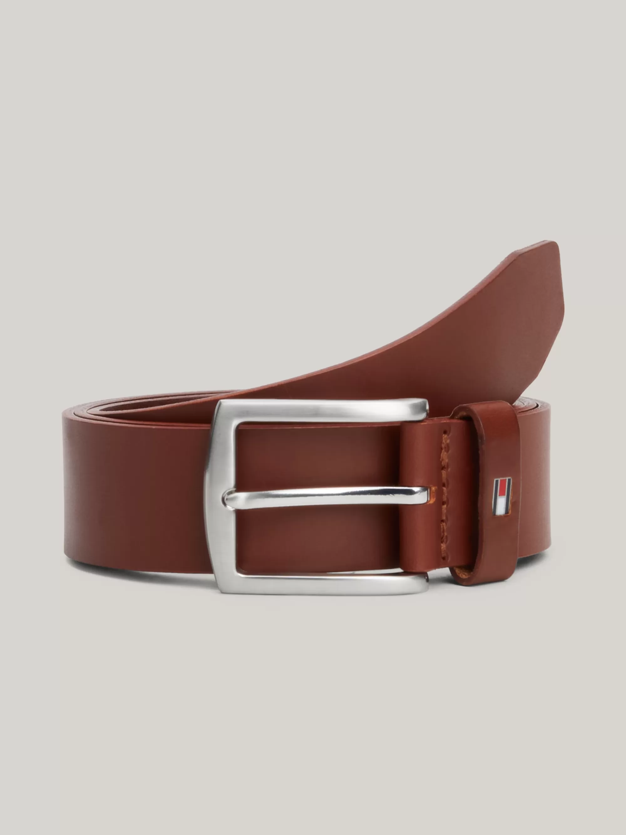 Riemen*Tommy Hilfiger Denton Leren Riem Met Vlag Op De Lus DARK TAN
