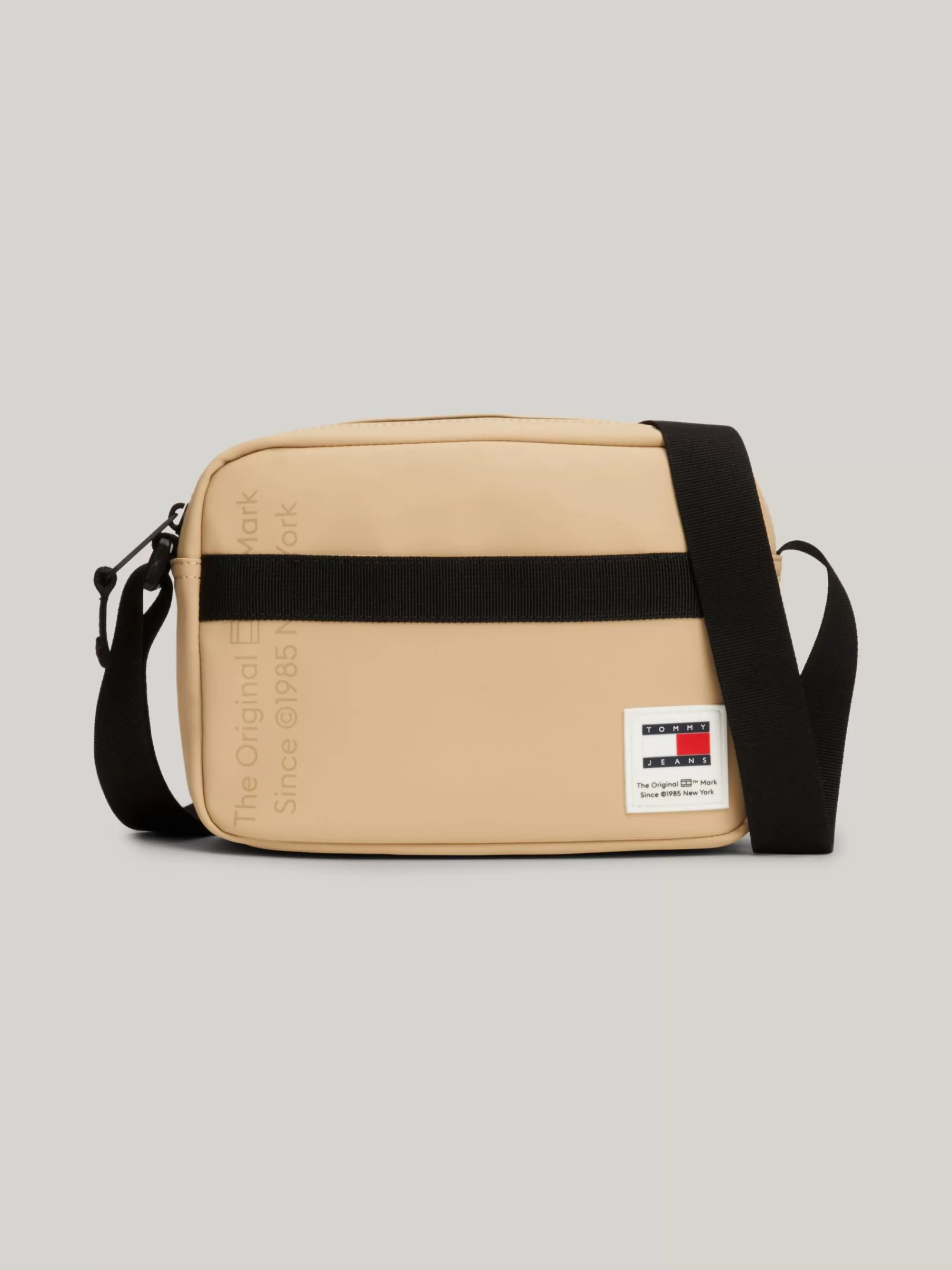 Crossbodytassen*Tommy Hilfiger Essential Cameratas Met Webbing Band GENTLE GOLD