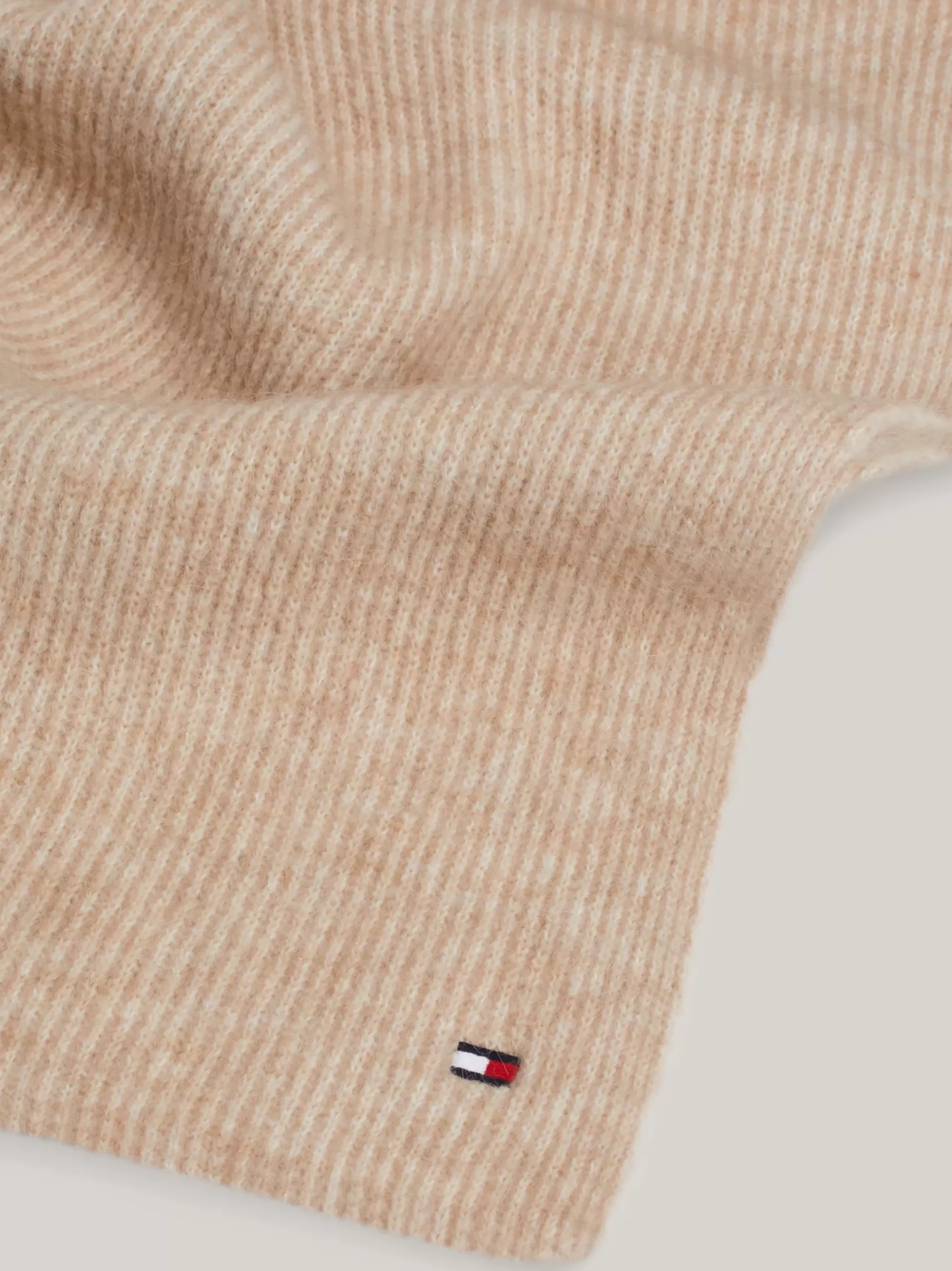 Sjaals | Sjaals*Tommy Hilfiger Essential Fuzzy Sjaal Met Vlag BEIGE