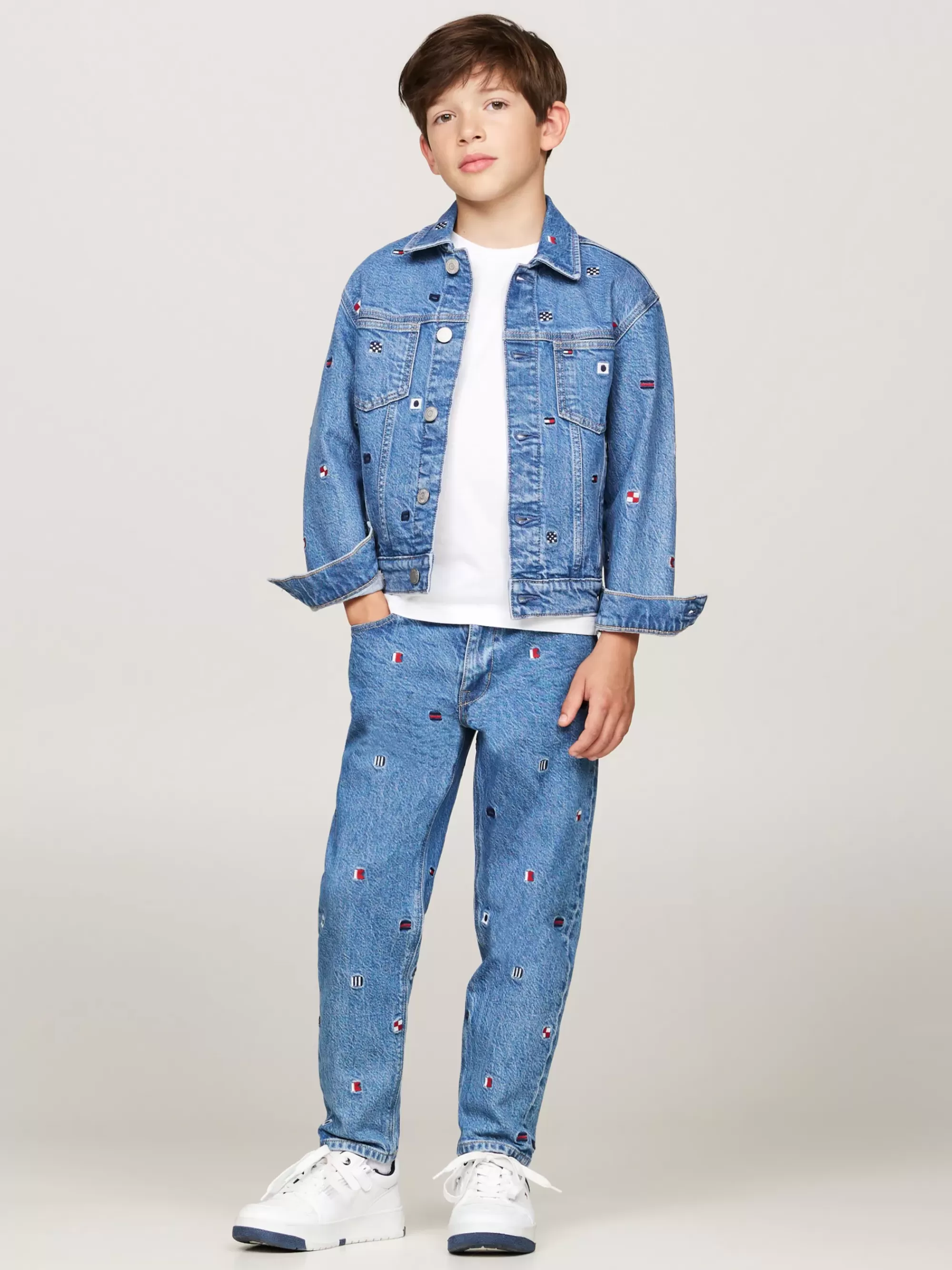 Jeans*Tommy Hilfiger Faded Tapered Jeans Met Geborduurde Vlaggen CRITTER