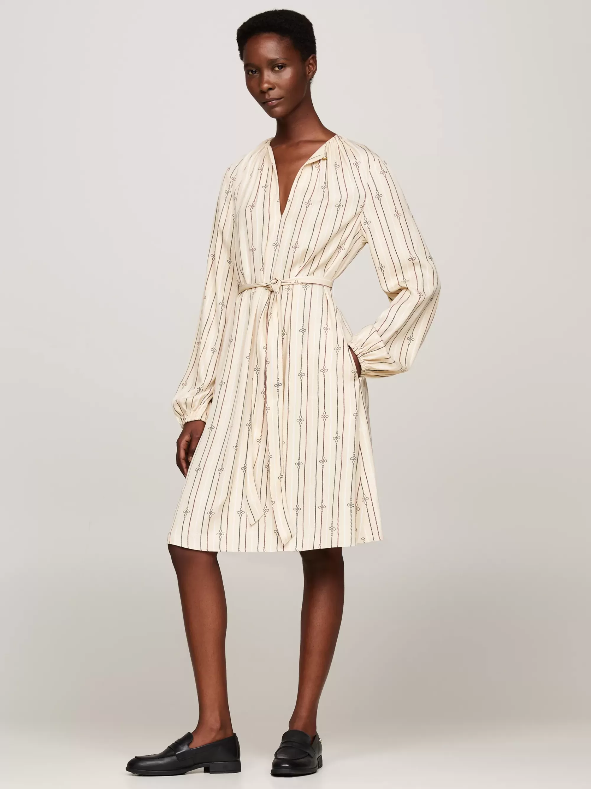 Jurken*Tommy Hilfiger Gesmokte Fit And Flare Mini-jurk MULTI ROPE KNOT STP/ COUNTRY IVORY