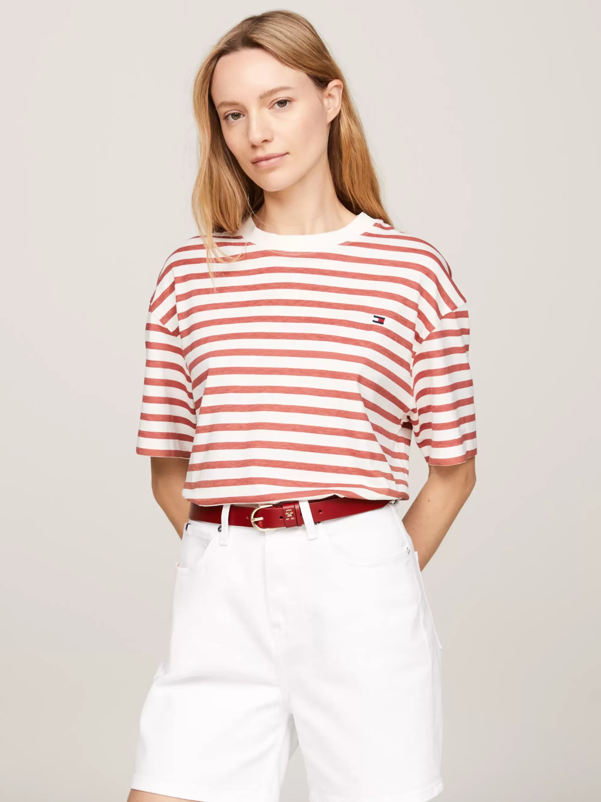 T-Shirts*Tommy Hilfiger Gestreept Relaxed Fit T-shirt REG STP ANCIENT WHITE/ TERRA RED