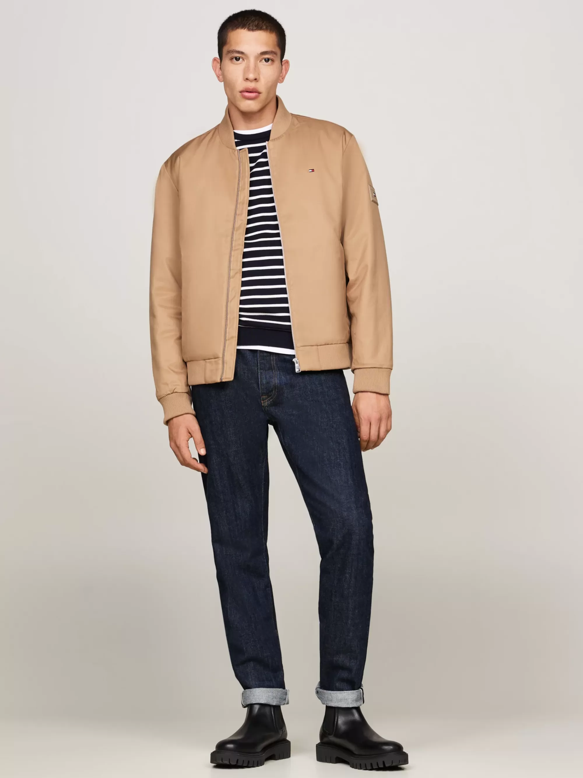 Jassen & Jacks | Bomberjacks*Tommy Hilfiger Gewatteerd Bomberjack SAFARI CANVAS