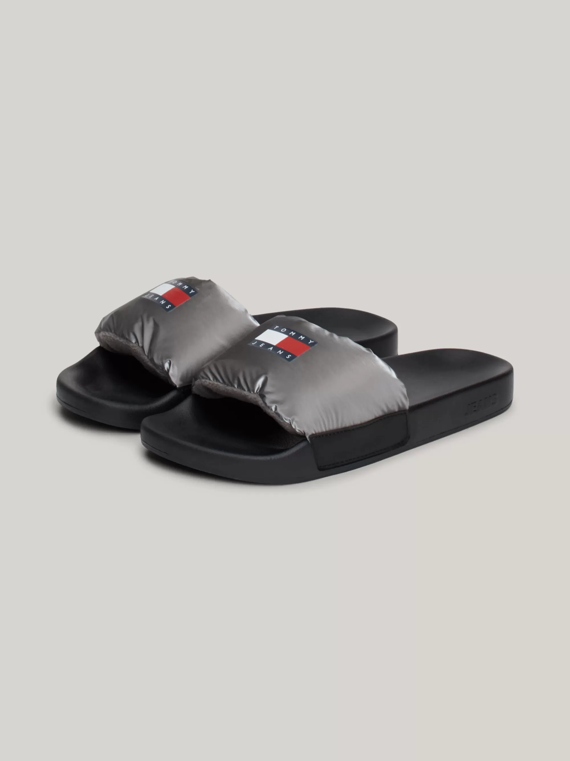 Sandalen*Tommy Hilfiger Gewatteerde Badslipper Met Metallic Band SILVER