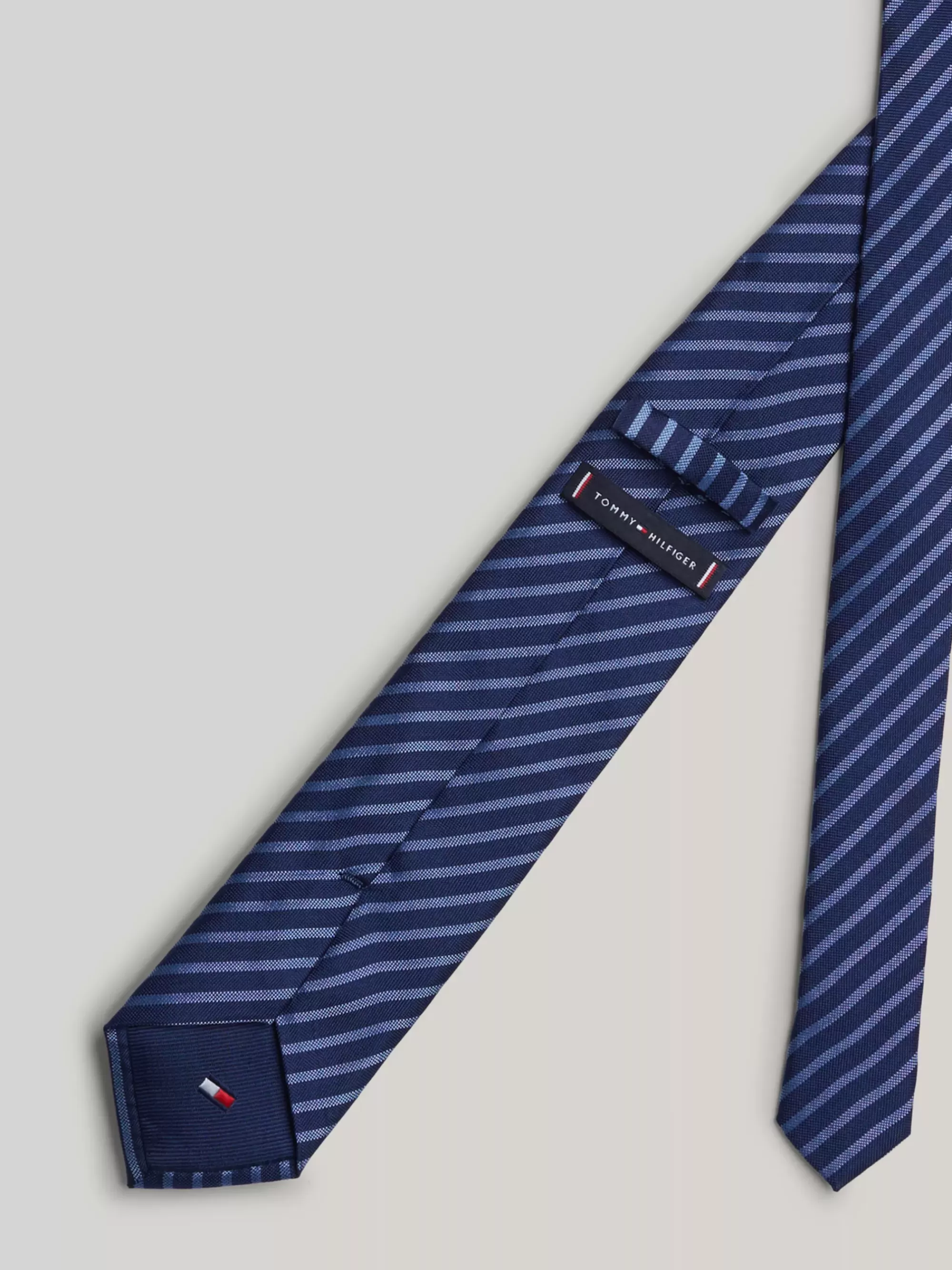 Stropdassen & Pochetten*Tommy Hilfiger Geweven Zijden Das Met Strepen LIGHT BLUE / DESERT SKY STRIPE