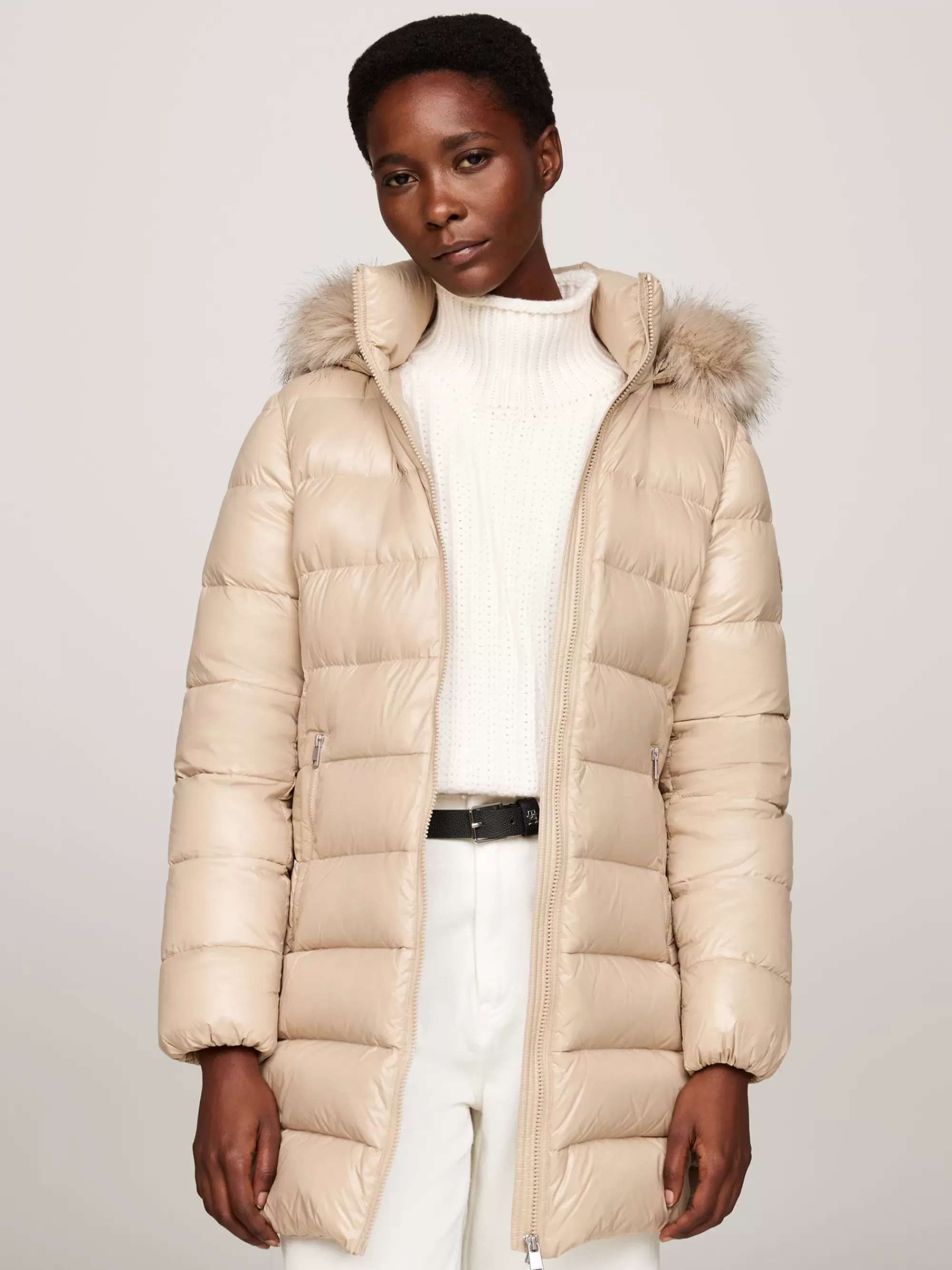 Jassen & Jacks*Tommy Hilfiger Glossy Donspufferjack Met Capuchon BEIGE