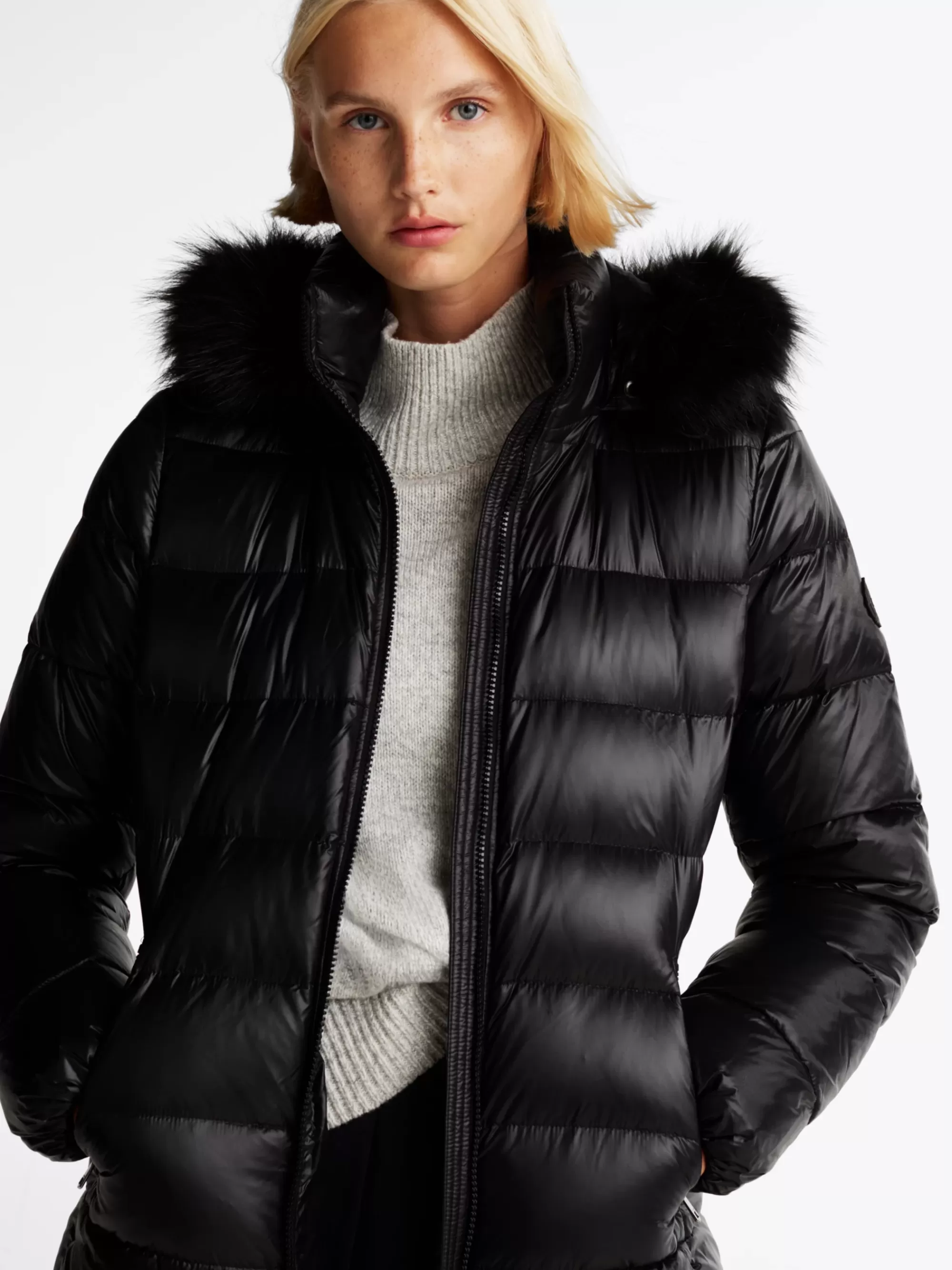 Jassen & Jacks*Tommy Hilfiger Glossy Donspufferjack Met Capuchon BLACK
