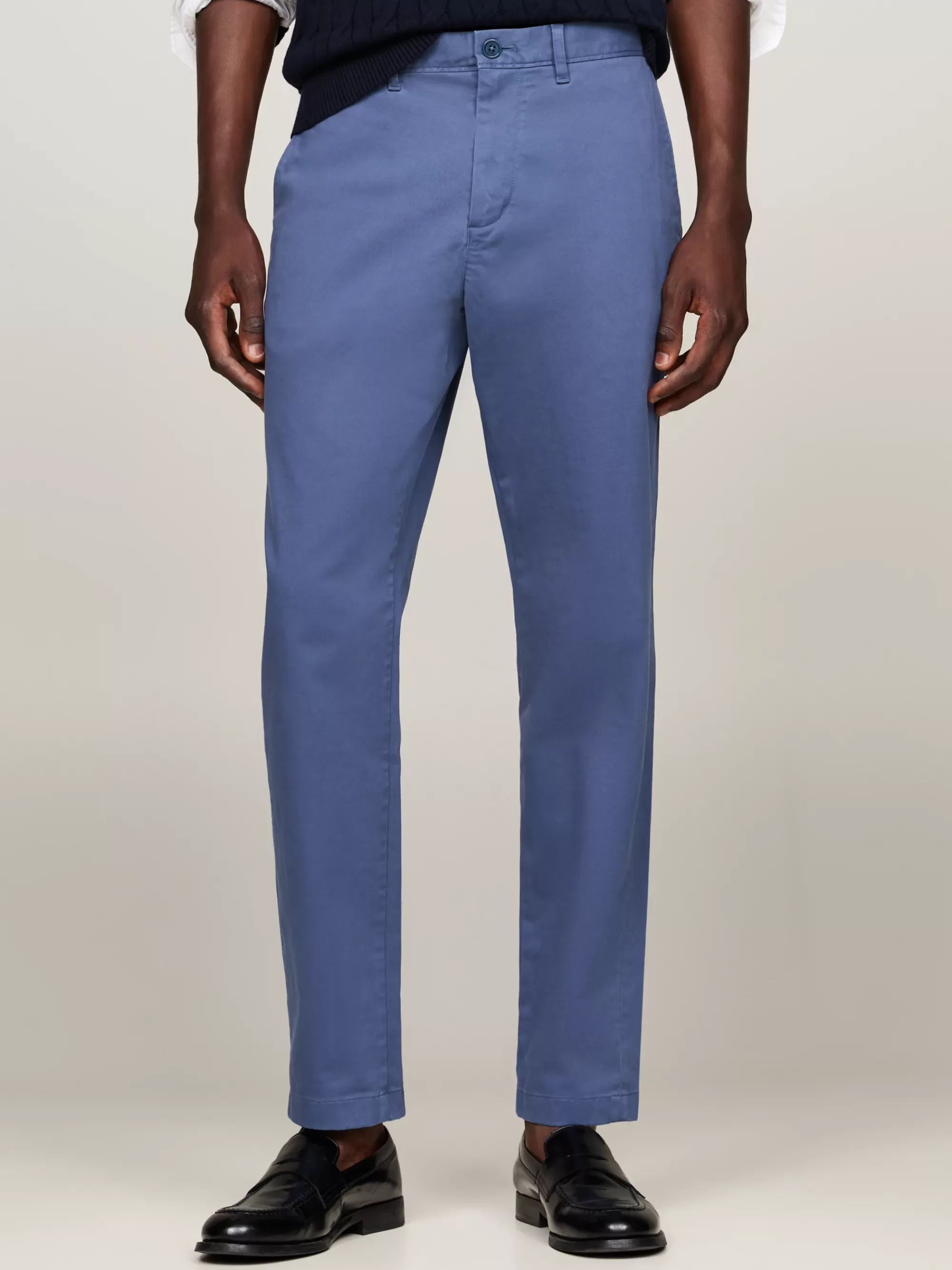 Broeken*Tommy Hilfiger Harlem Tapered Chino Van Stretchkatoen AEGEAN SEA