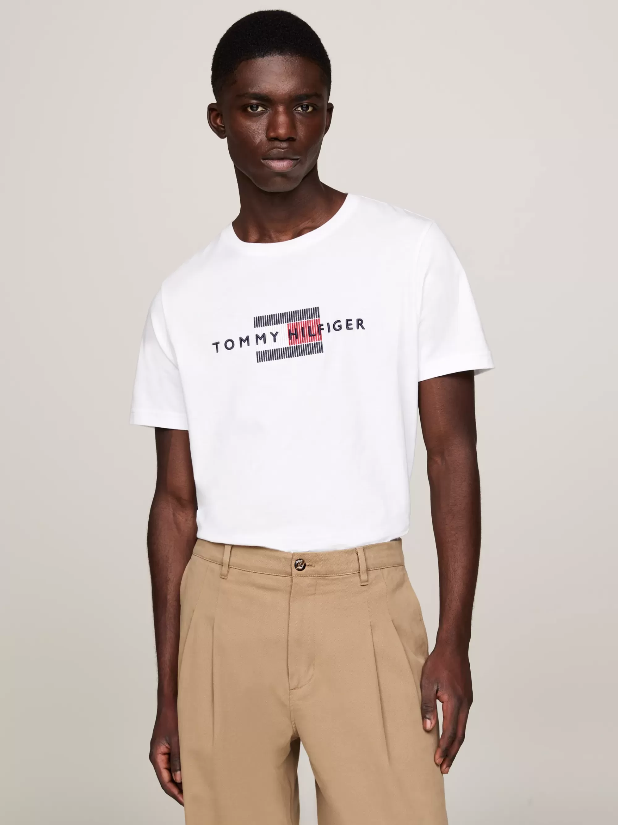 T-Shirts*Tommy Hilfiger Hilfiger Flag Geborduurd T-shirt WHITE