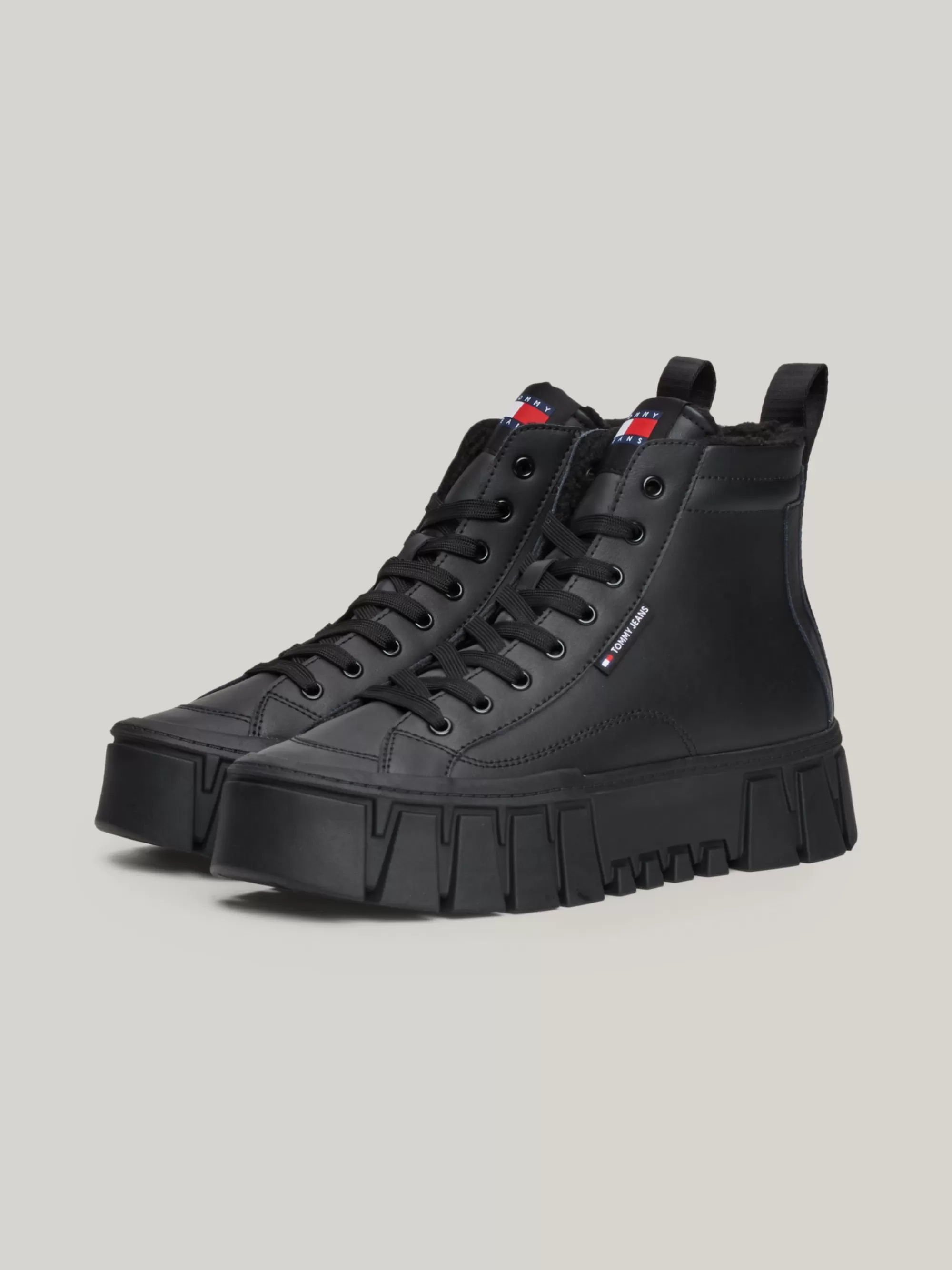 Sneakers*Tommy Hilfiger Hoge Leren Vetersneaker Met Warme Voering BLACK
