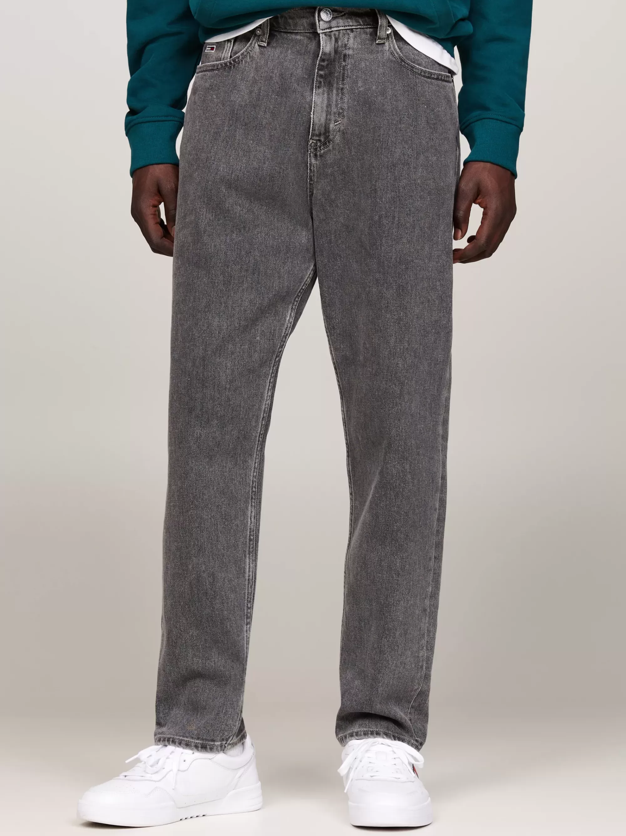 Jeans*Tommy Hilfiger Isaac Faded Relaxed Tapered Jeans DENIM BLACK