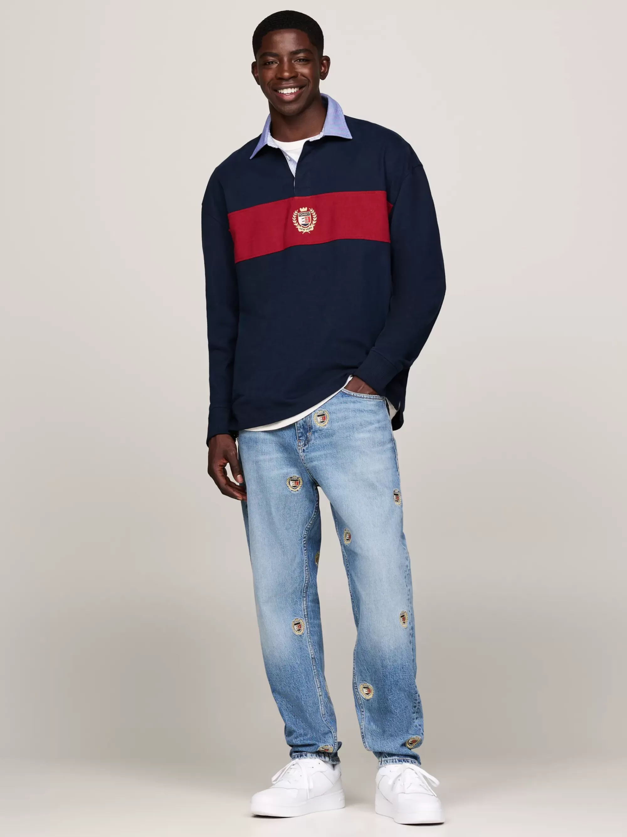 Jeans*Tommy Hilfiger Isaac Relaxed Tapered Geborduurde Jeans DENIM MEDIUM