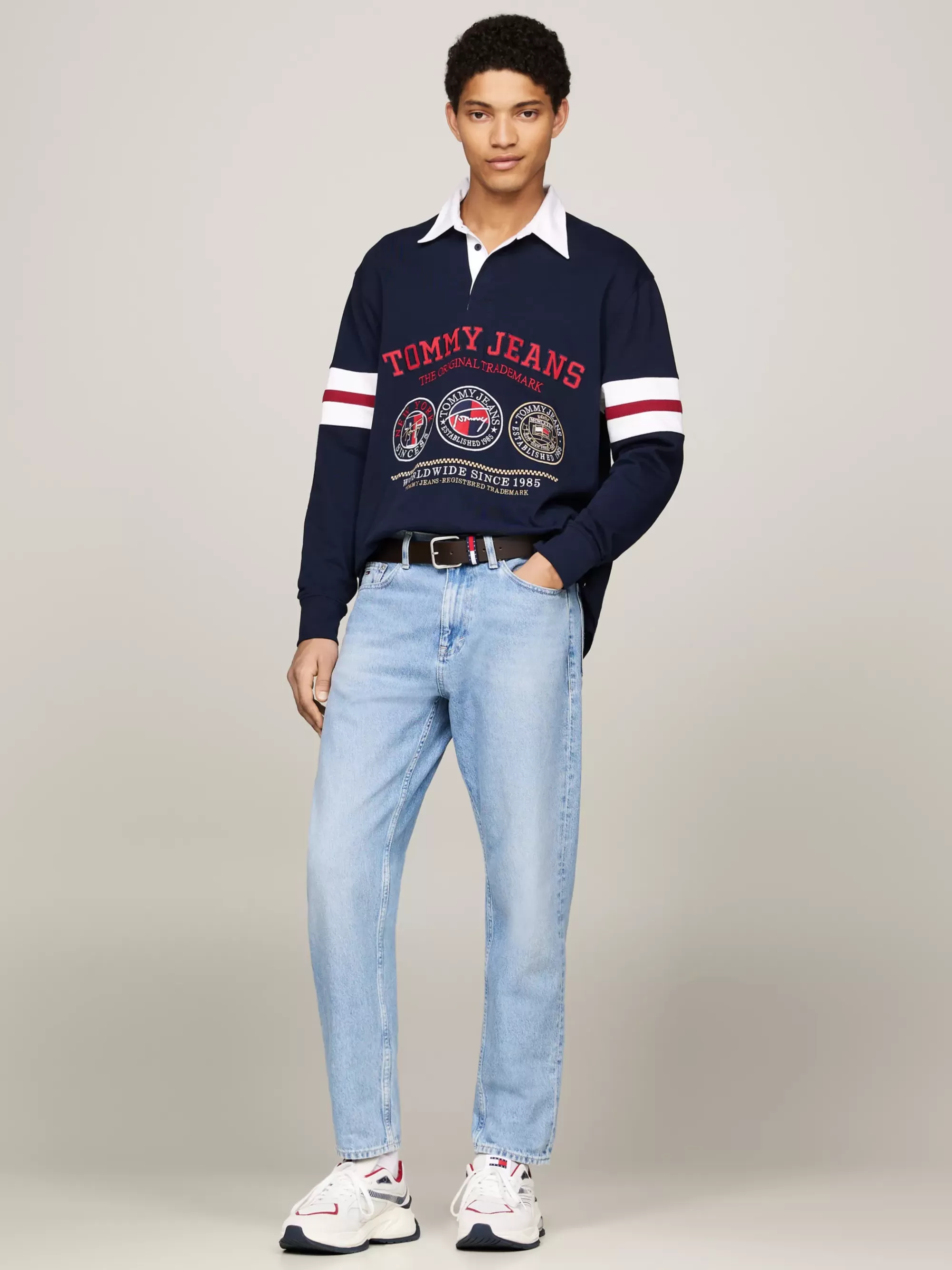 Jeans*Tommy Hilfiger Isaac Relaxed Tapered Jeans Met Fading DENIM LIGHT