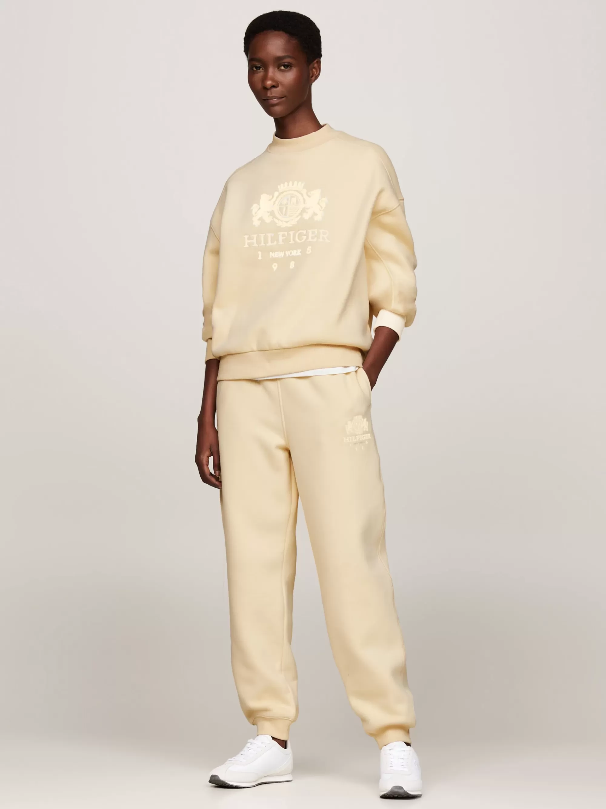 Broeken*Tommy Hilfiger Jogger Met Boorden En Geborduurd Logo COUNTRY IVORY
