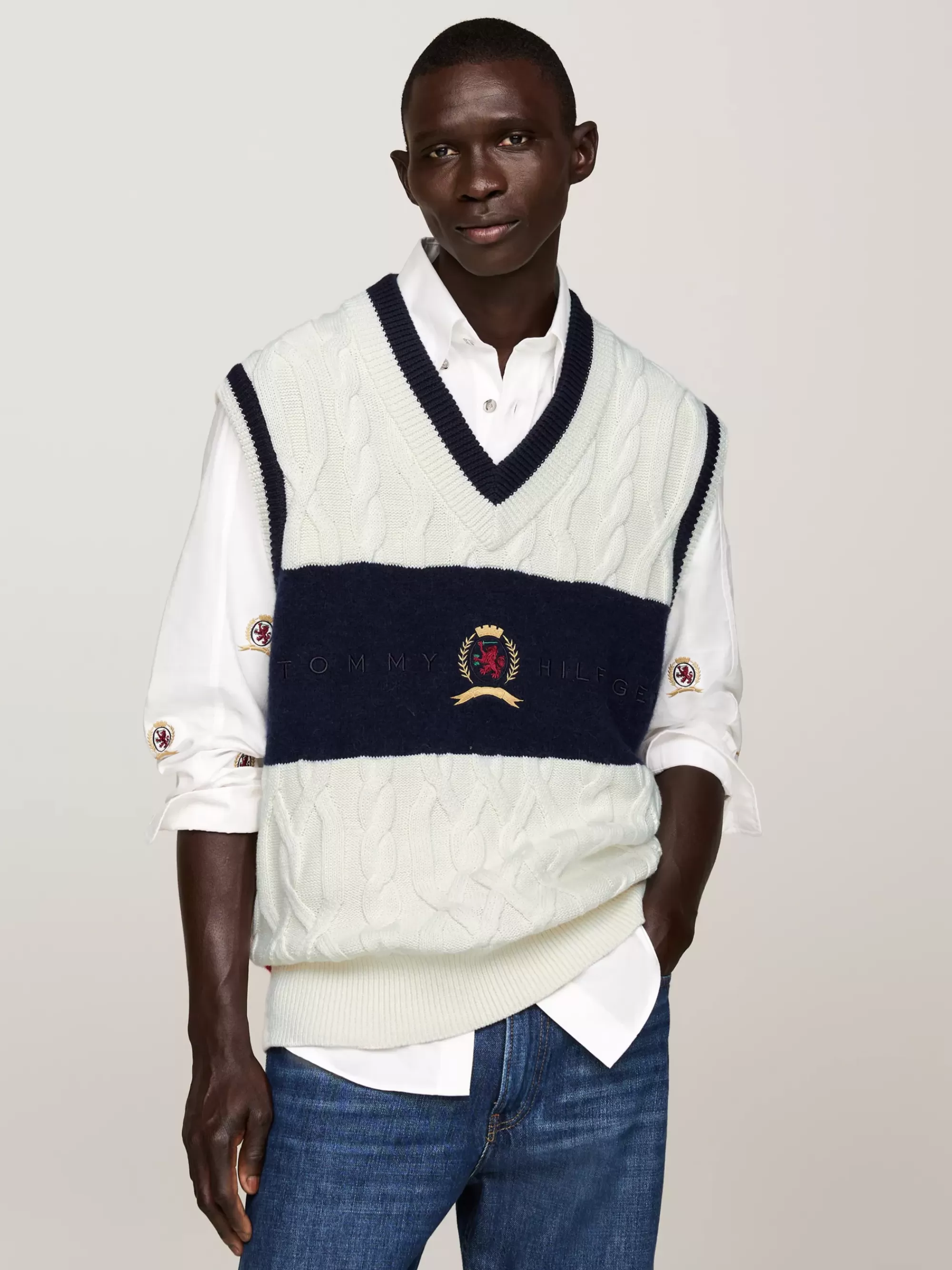 Truien & Vesten*Tommy Hilfiger Kabelgebreide Spencer Met Embleem IVORY