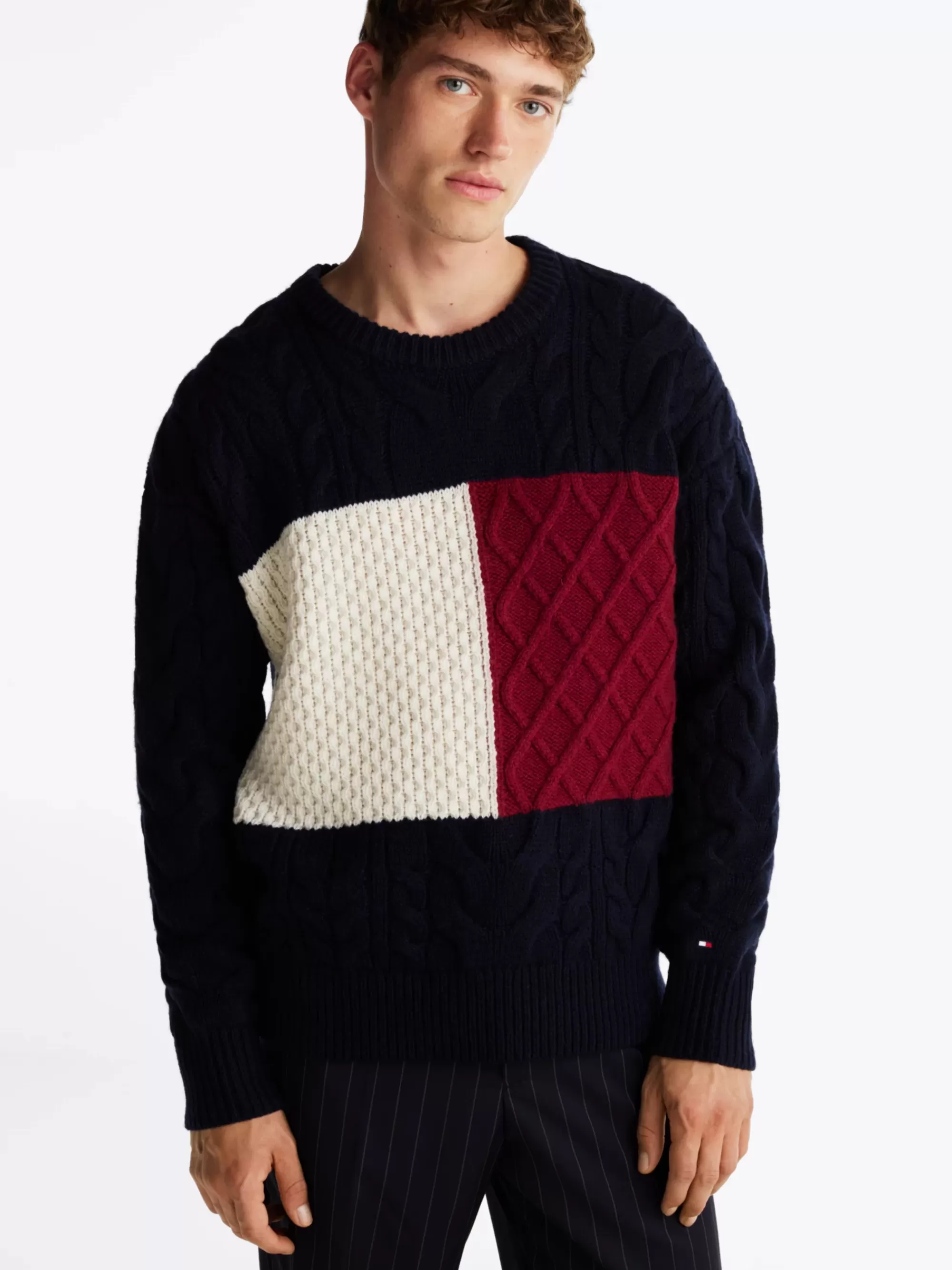 Truien Met Ronde Hals | Truien*Tommy Hilfiger Kabelgebreide Trui Van Wolmix Met V-hals DESERT SKY