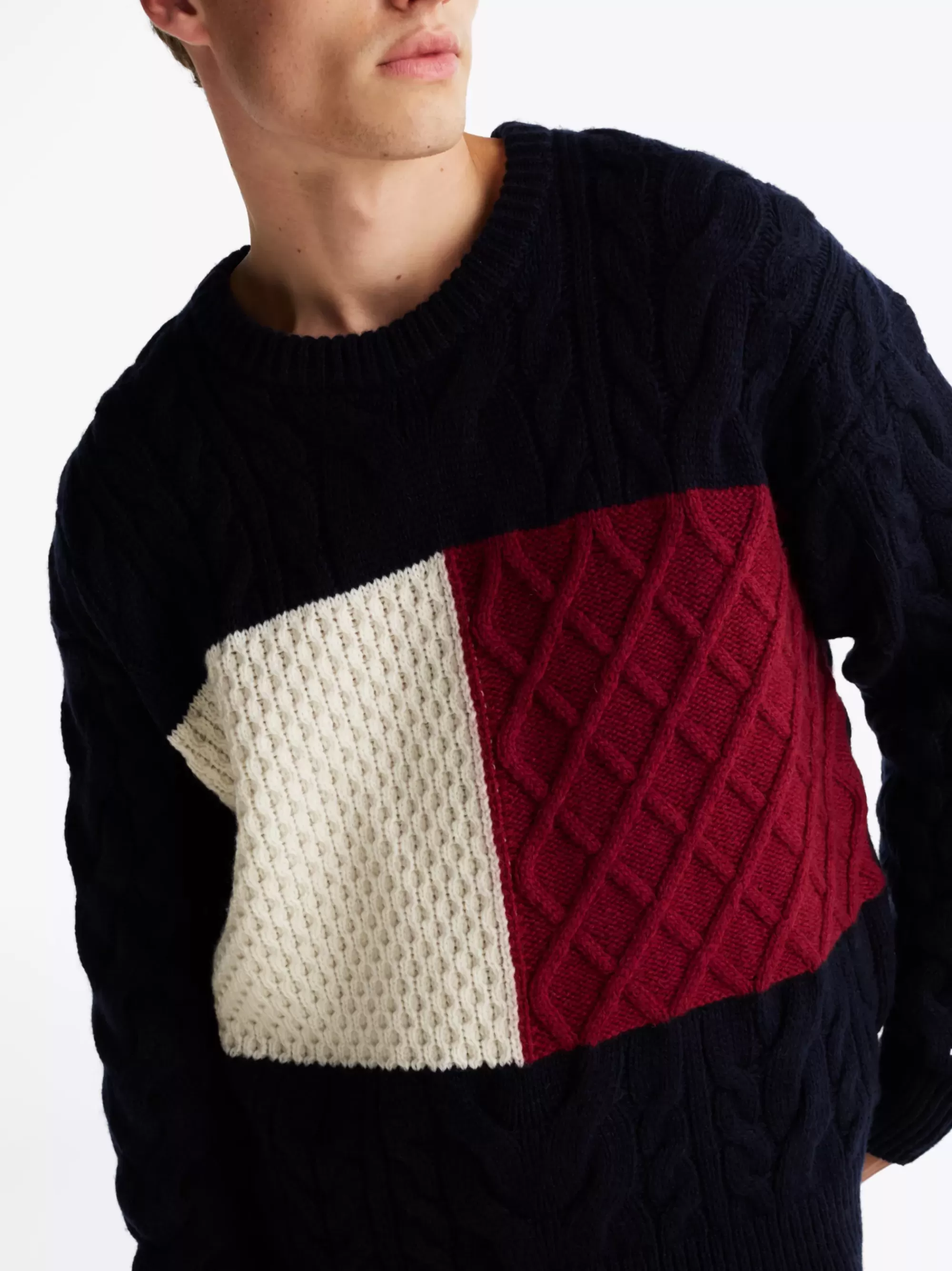 Truien Met Ronde Hals | Truien*Tommy Hilfiger Kabelgebreide Trui Van Wolmix Met V-hals DESERT SKY