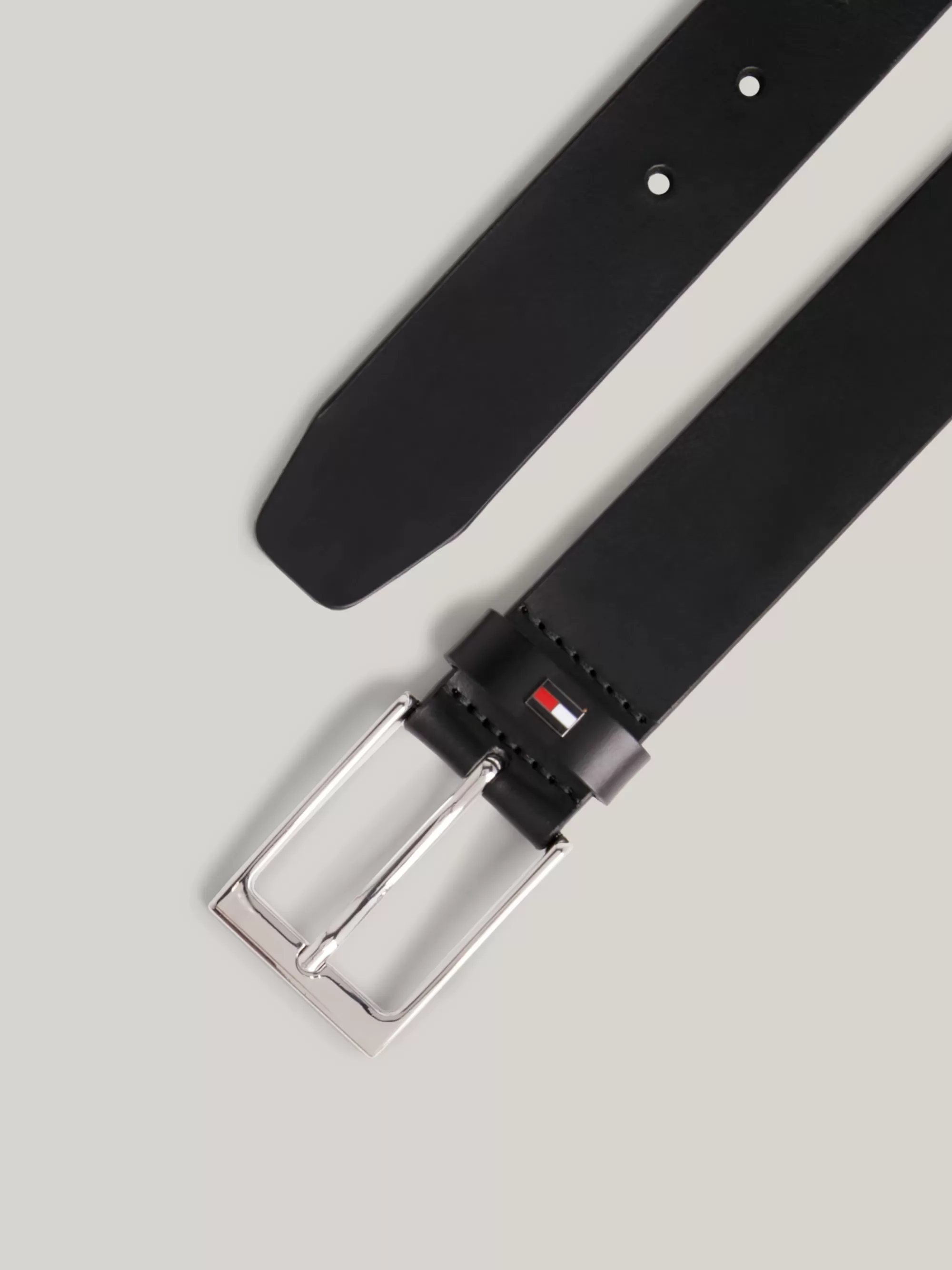 Riemen*Tommy Hilfiger Layton Leren Riem Met Metalen Vlag BLACK