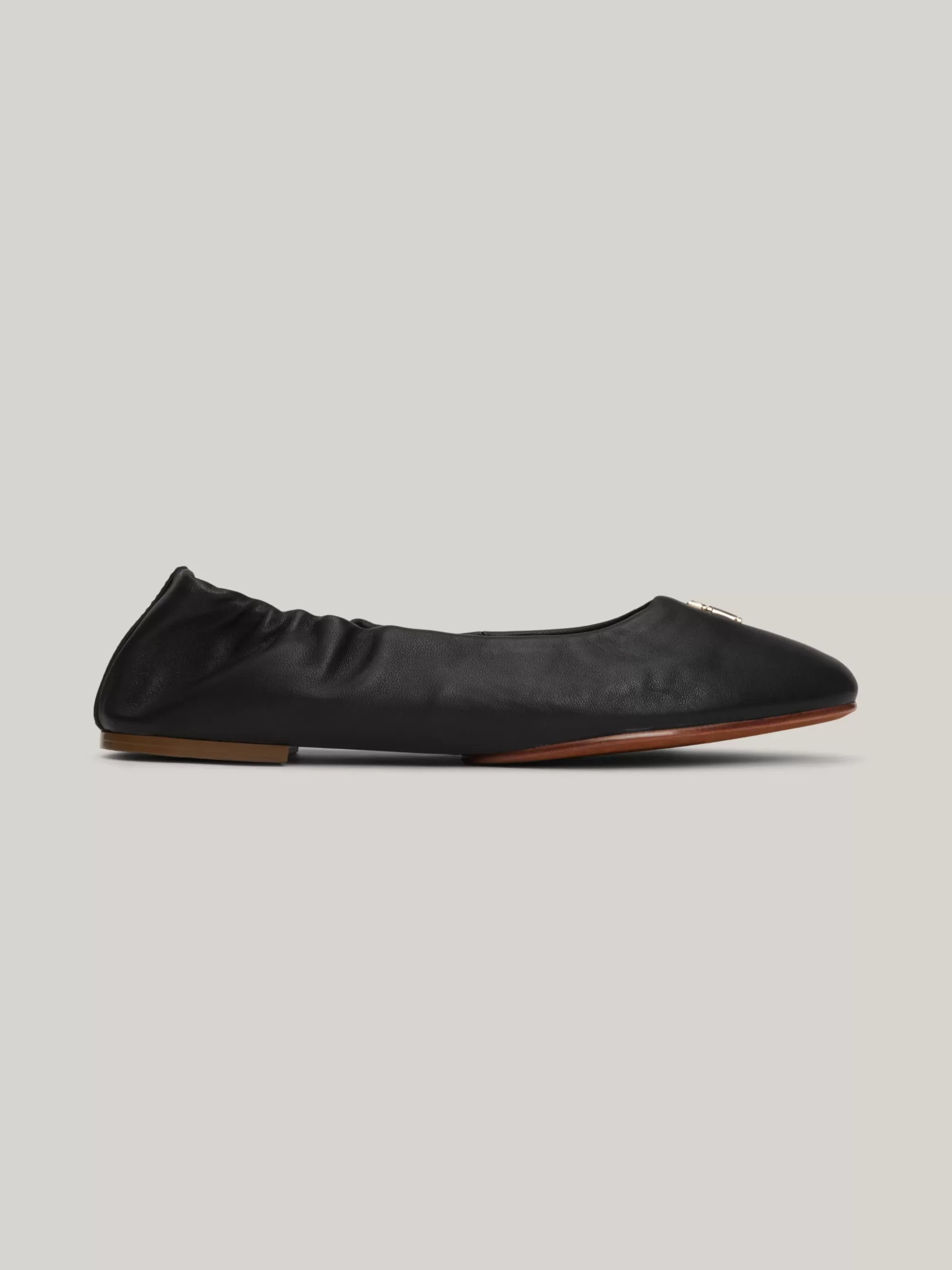 Ballerina's | Platte Schoenen*Tommy Hilfiger Leren Ballerina Met Metalen TH-monogram BLACK