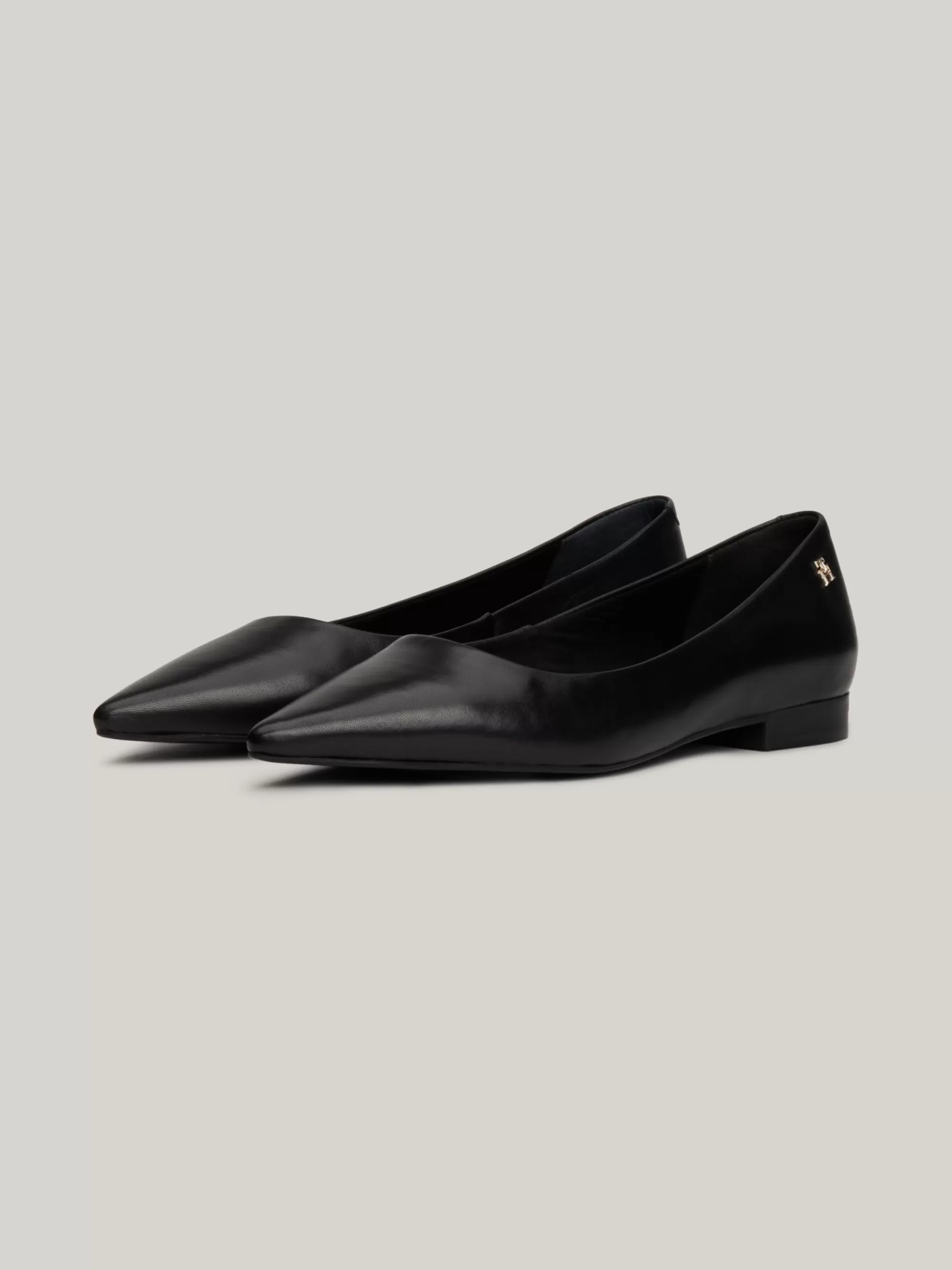 Ballerina's | Platte Schoenen*Tommy Hilfiger Leren Ballerina Met Spitse Neus En Monogram BLACK
