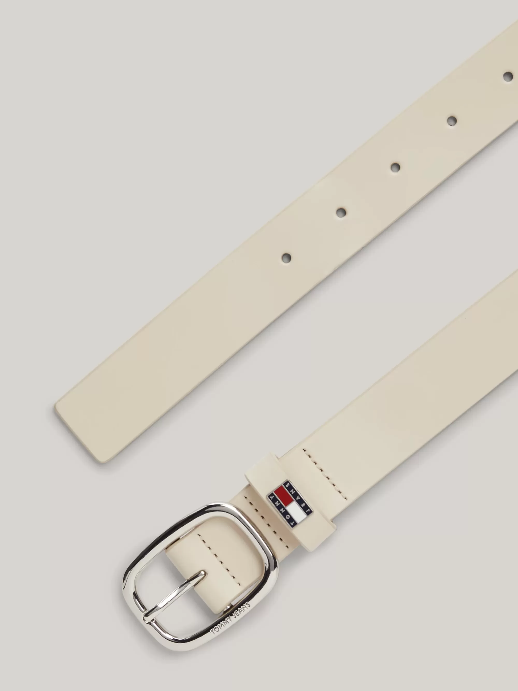 Riemen*Tommy Hilfiger Leren Riem Met Ovale Gesp NEWSPRINT