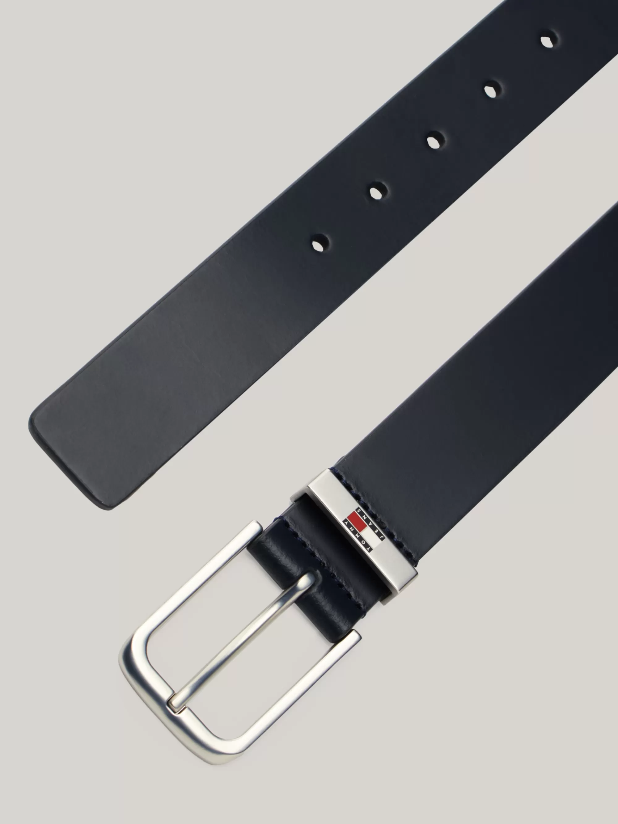 Riemen*Tommy Hilfiger Leren Riem Met Ronde Gesp En Logo DARK NIGHT NAVY
