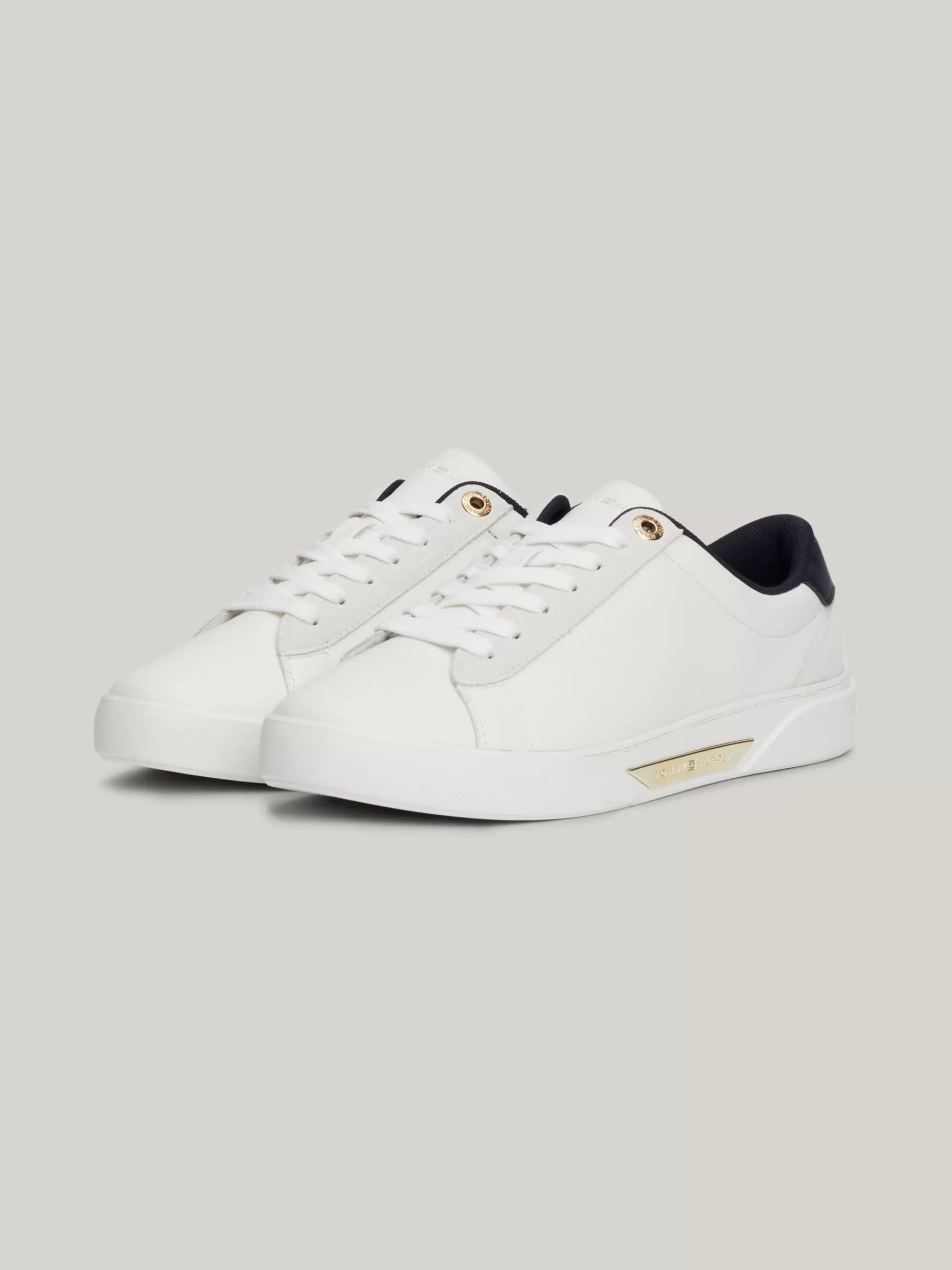Sneakers*Tommy Hilfiger Leren Sneaker Met Metalen Hardware ECRU
