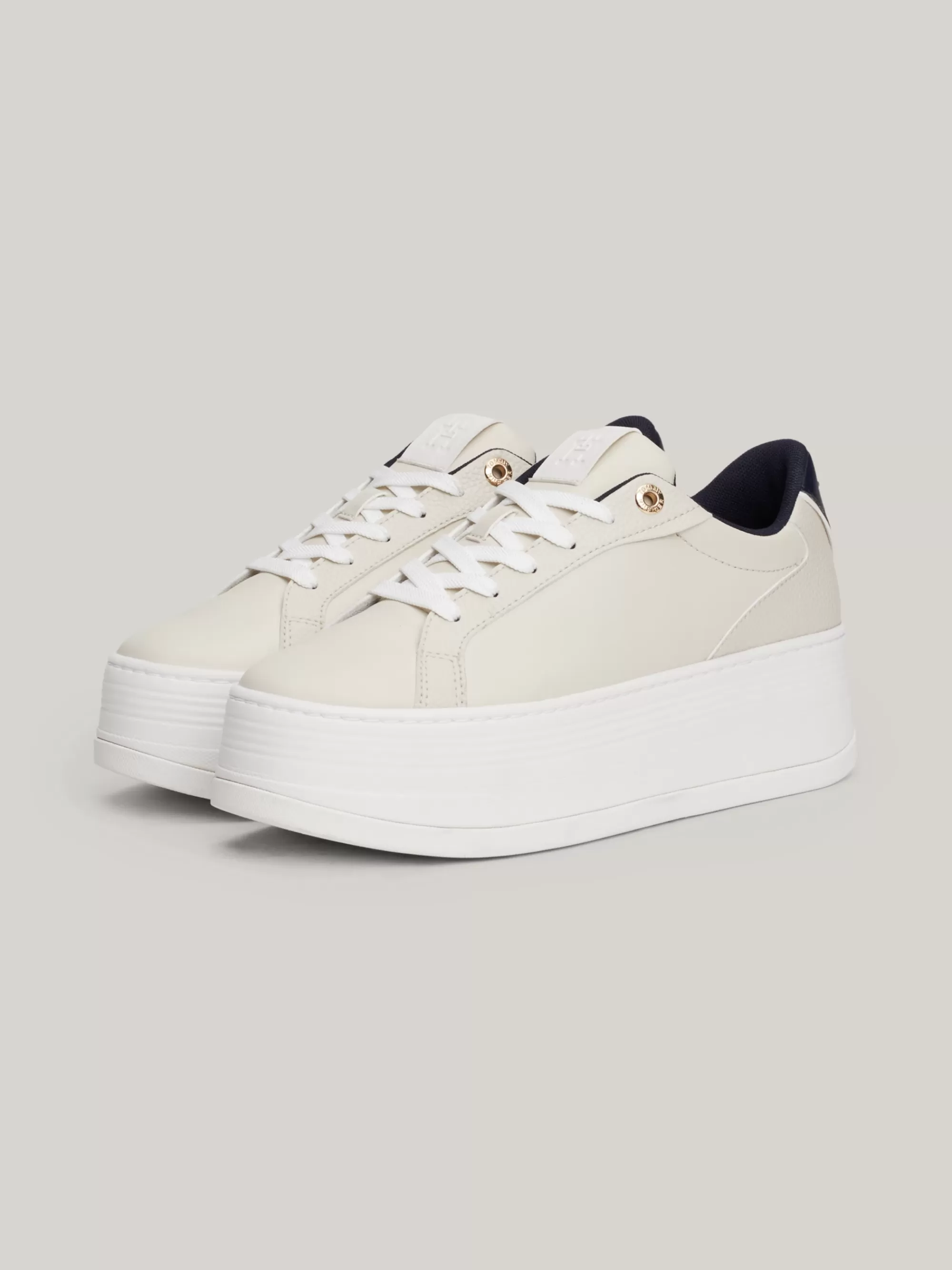 Sneakers*Tommy Hilfiger Leren Sneaker Met Plateauzool En TH-monogram NEWSPRINT