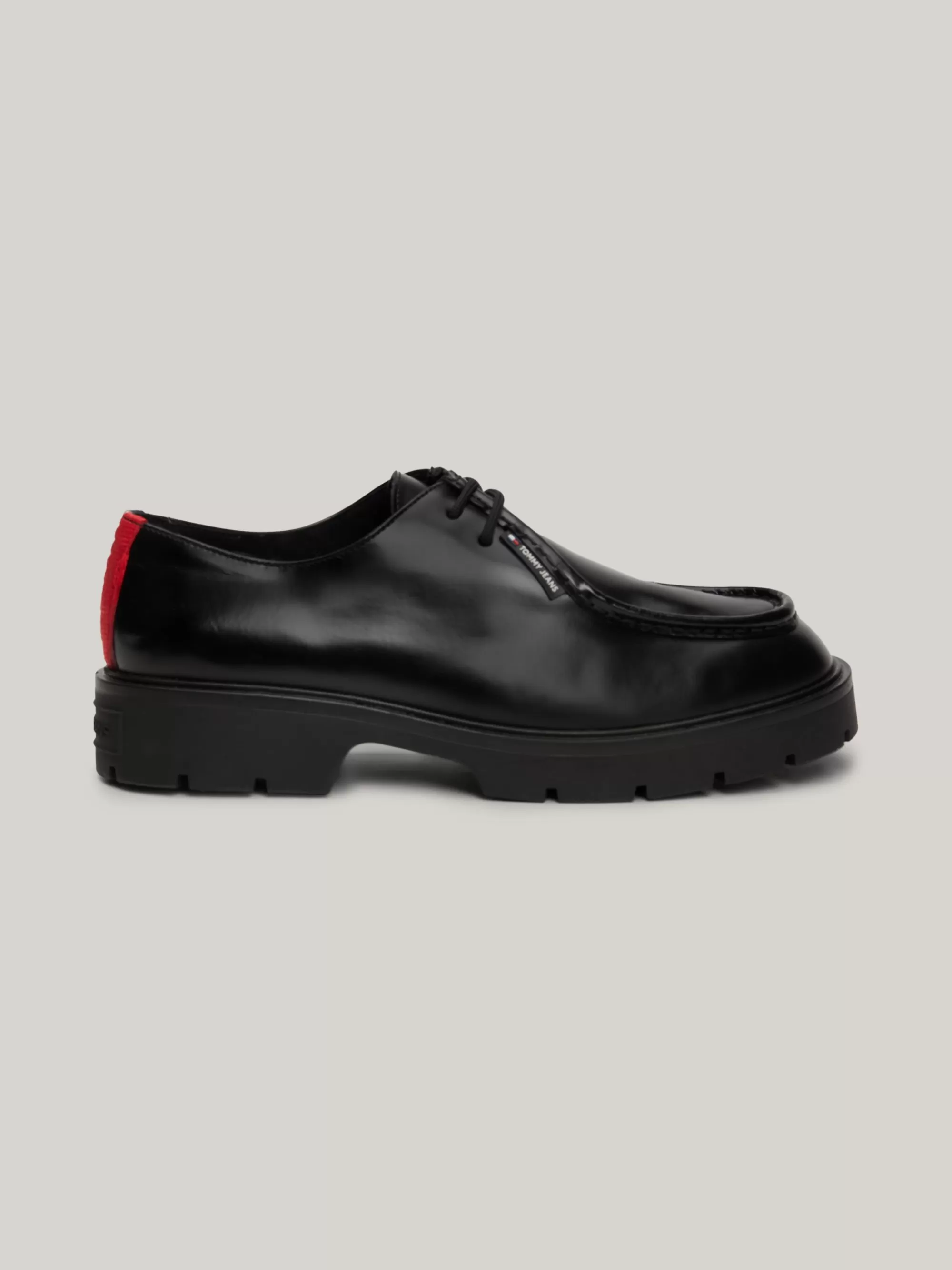 Lage Schoenen*Tommy Hilfiger Leren Veterschoen Met Chunky Zool BLACK