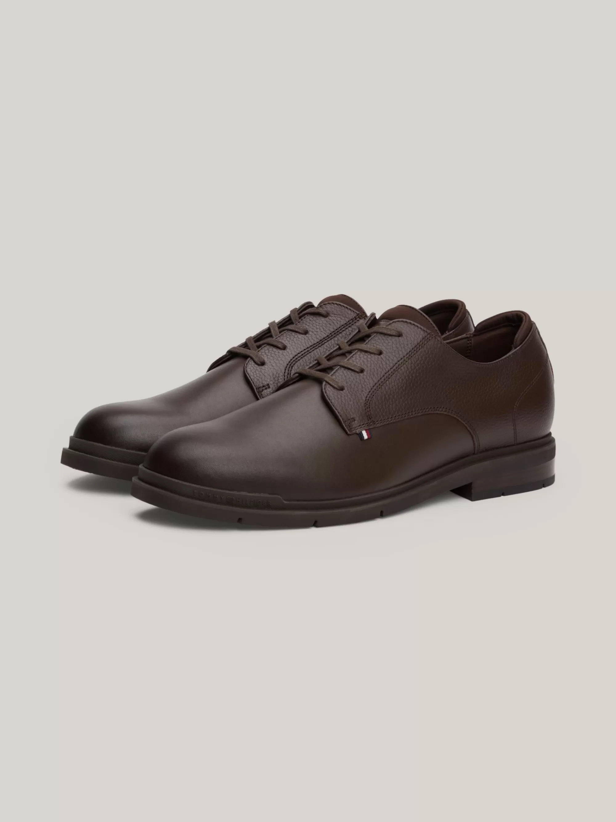 Formele Schoenen*Tommy Hilfiger Leren Veterschoen Met Gegranuleerde Finish COCOA