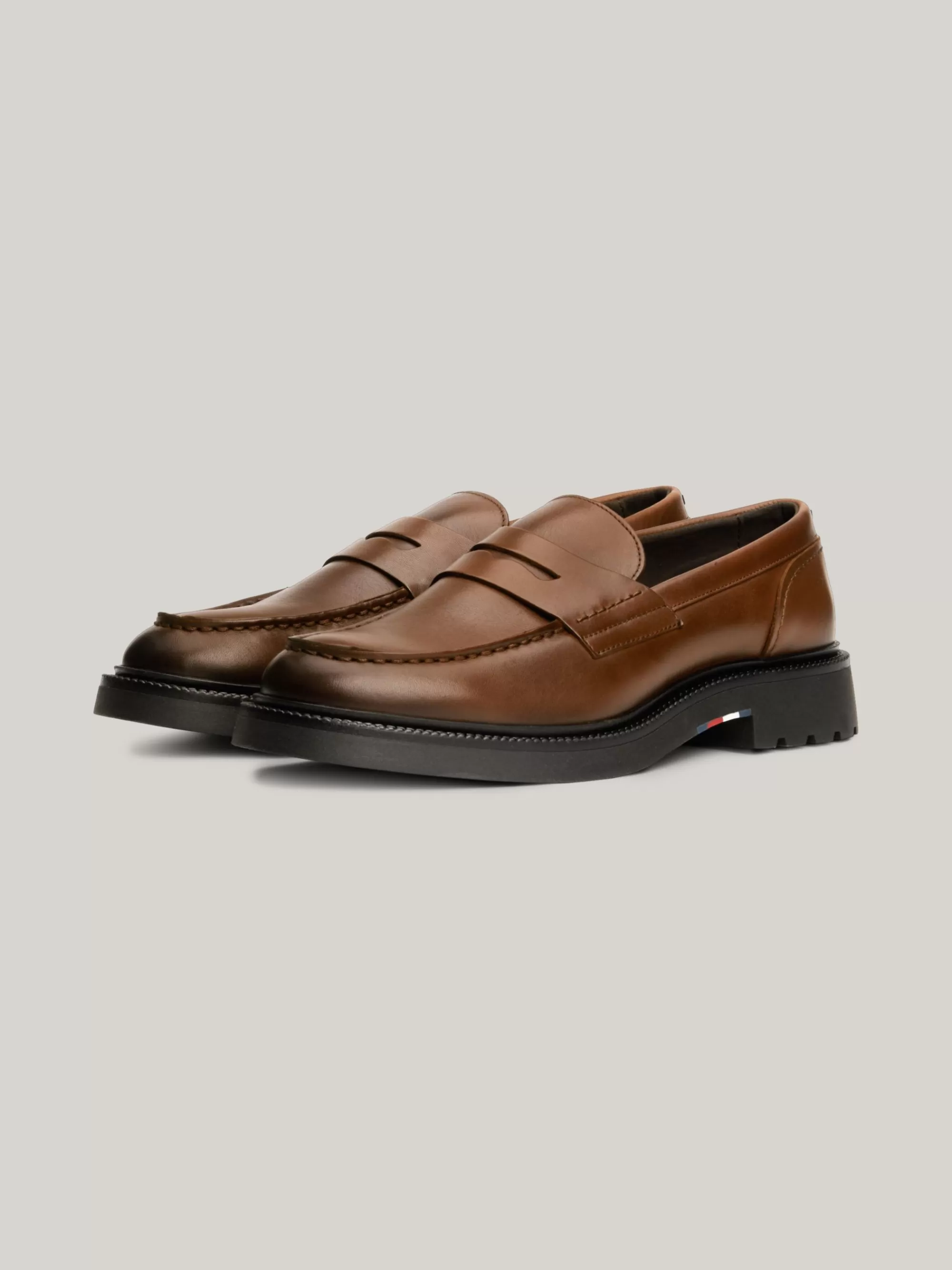 Instappers | Lage Schoenen*Tommy Hilfiger Lichtgewicht Leren Loafer WINTER COGNAC