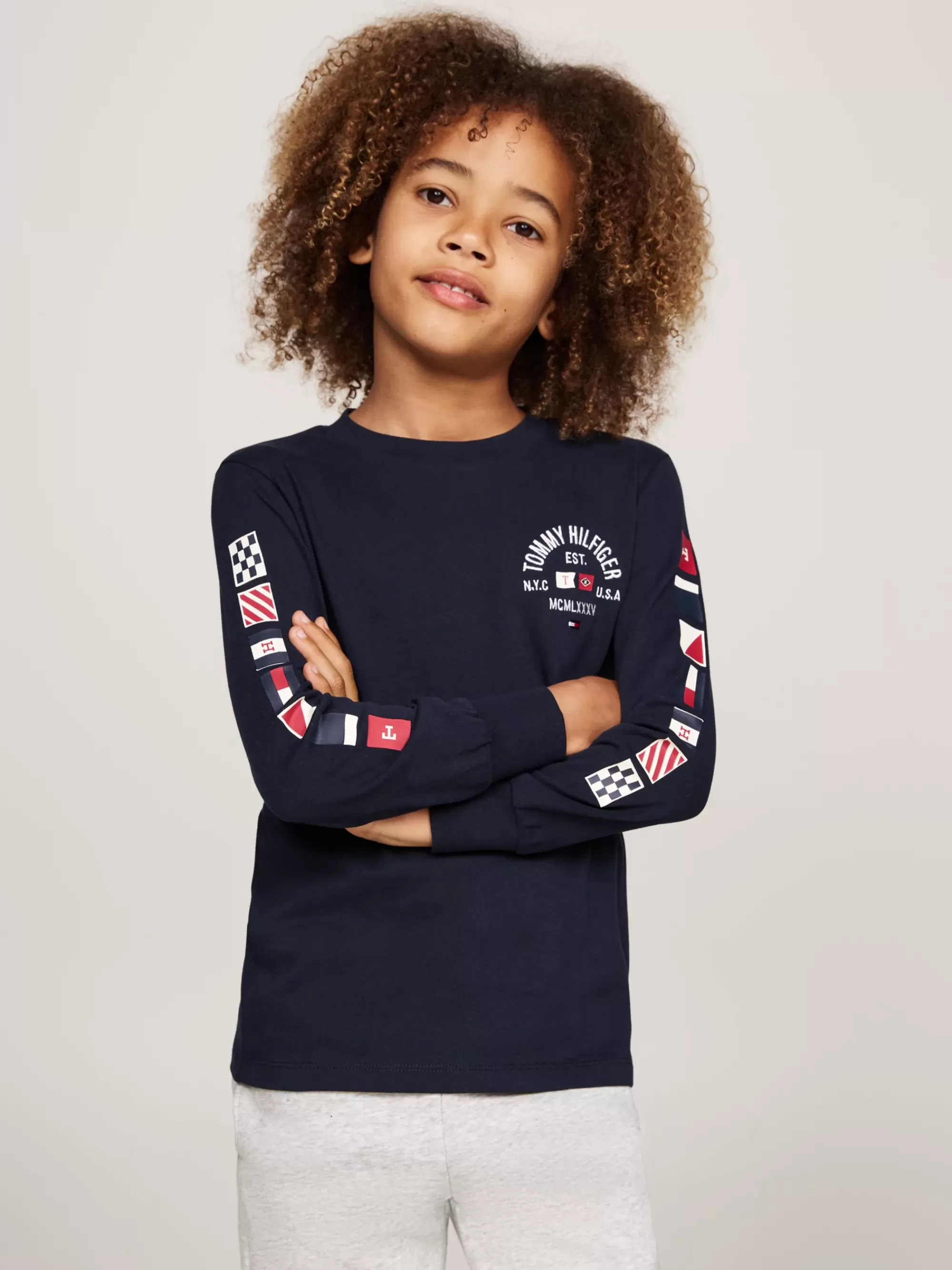 T-Shirts & Polo's*Tommy Hilfiger Longsleeve T-shirt Met Vlaglogo's DESERT SKY