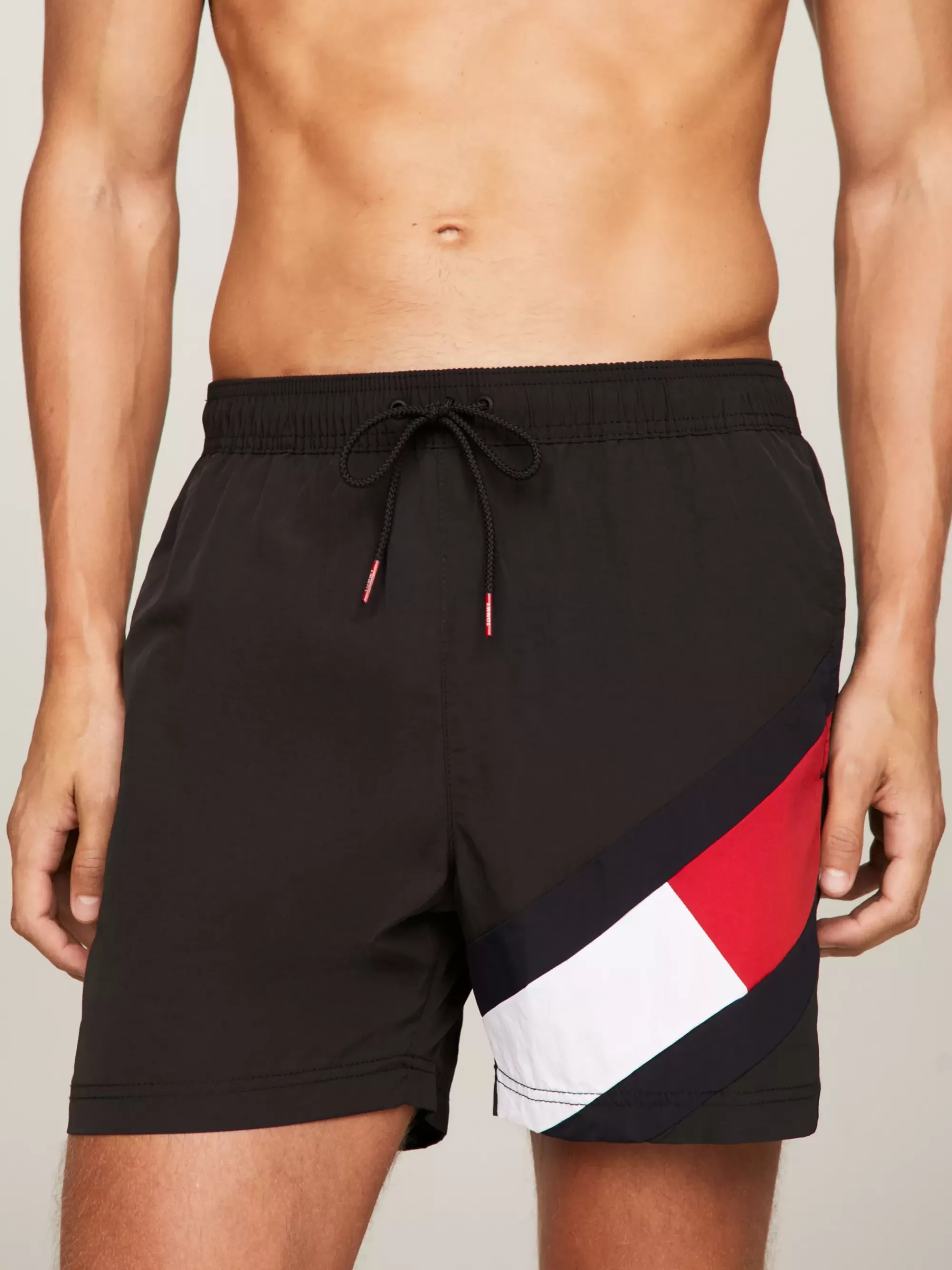 Zwemkleding*Tommy Hilfiger Medium Lange Slim Fit Zwemshort Met Vlag BLACK