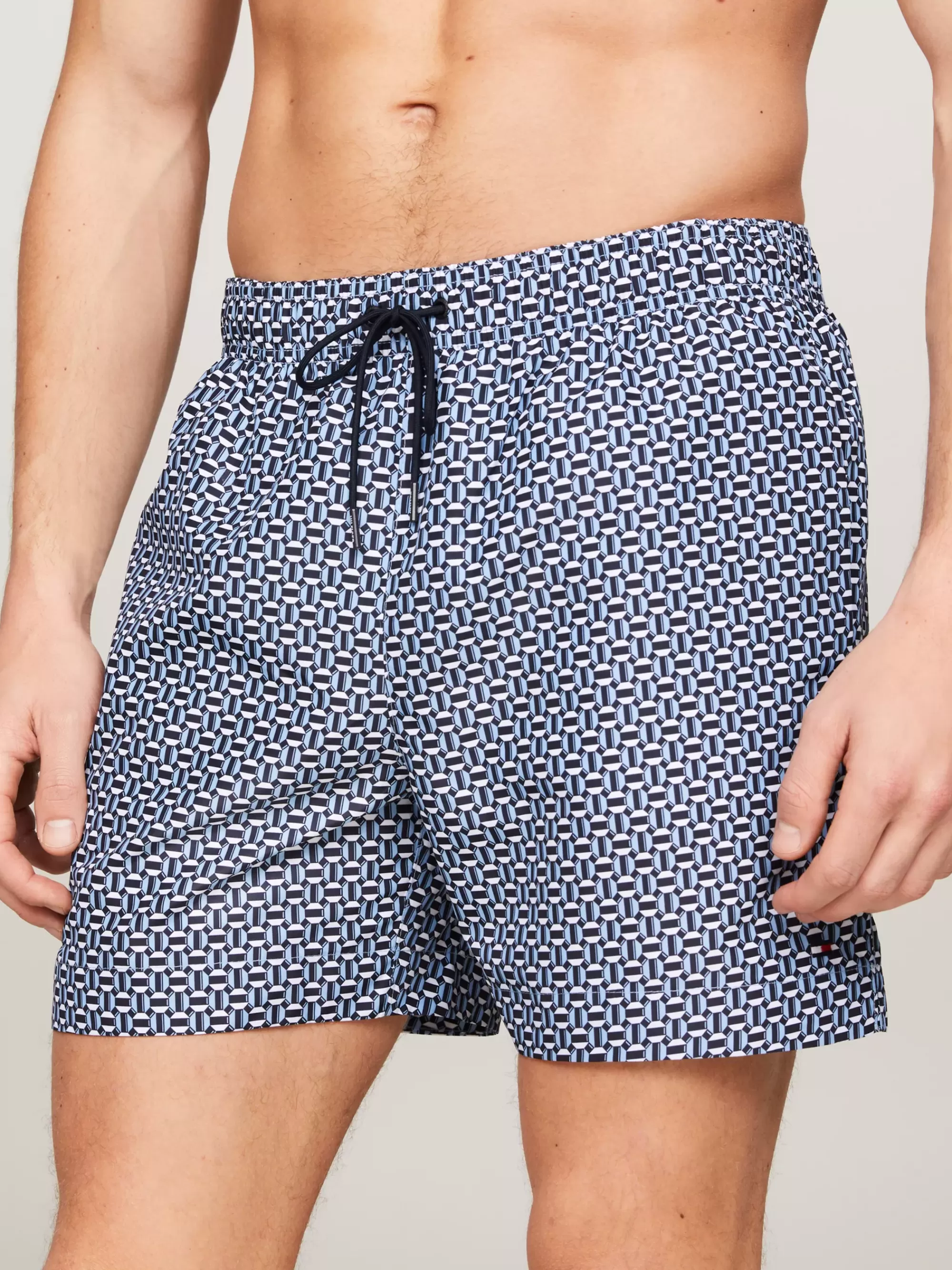 Zwemkleding*Tommy Hilfiger Medium Lange Zwemshort Met Print En Trekkoord BEVELLED GEO DARK SKY