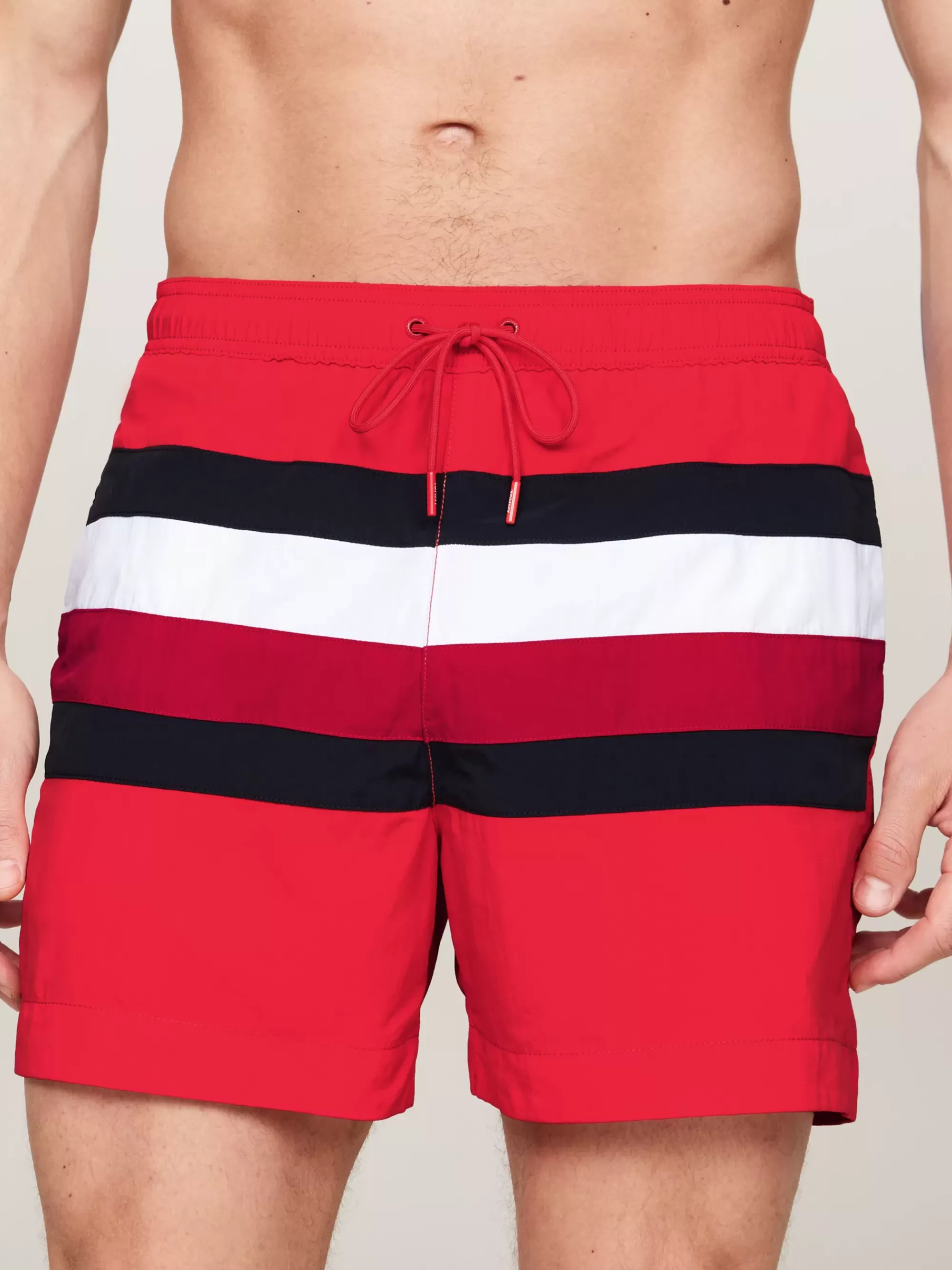 Zwemkleding*Tommy Hilfiger Medium Lange Zwemshort Met Signature-streep DARING SCARLET