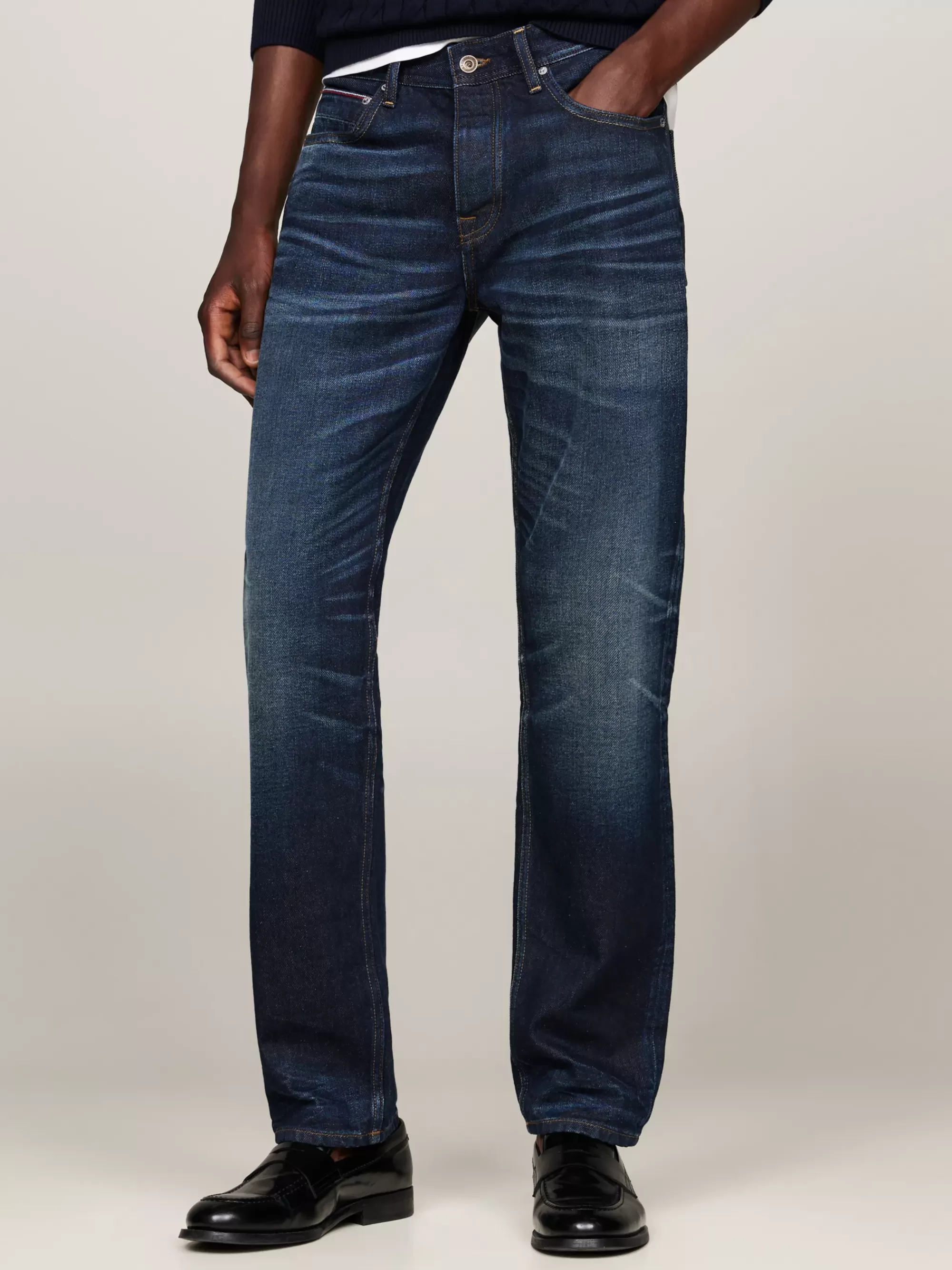 Jeans*Tommy Hilfiger Mercer Faded Regular Straight Jeans TWO YEARS OWNED